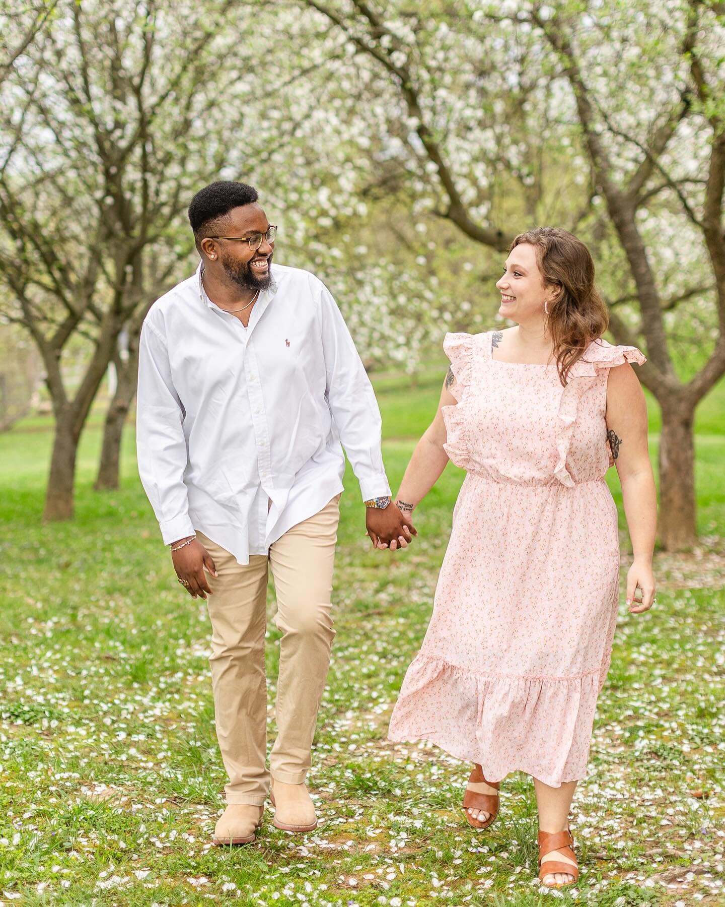 Another Spring engagement session in the books! Kenzie &amp; Will are engaged!! 💍

#engaged #engagementphotos #springengagement #howardcountyphotographer #carrollcountyphotographer #lifestylephotography #marylandweddingphotographer #ellicottcityphot