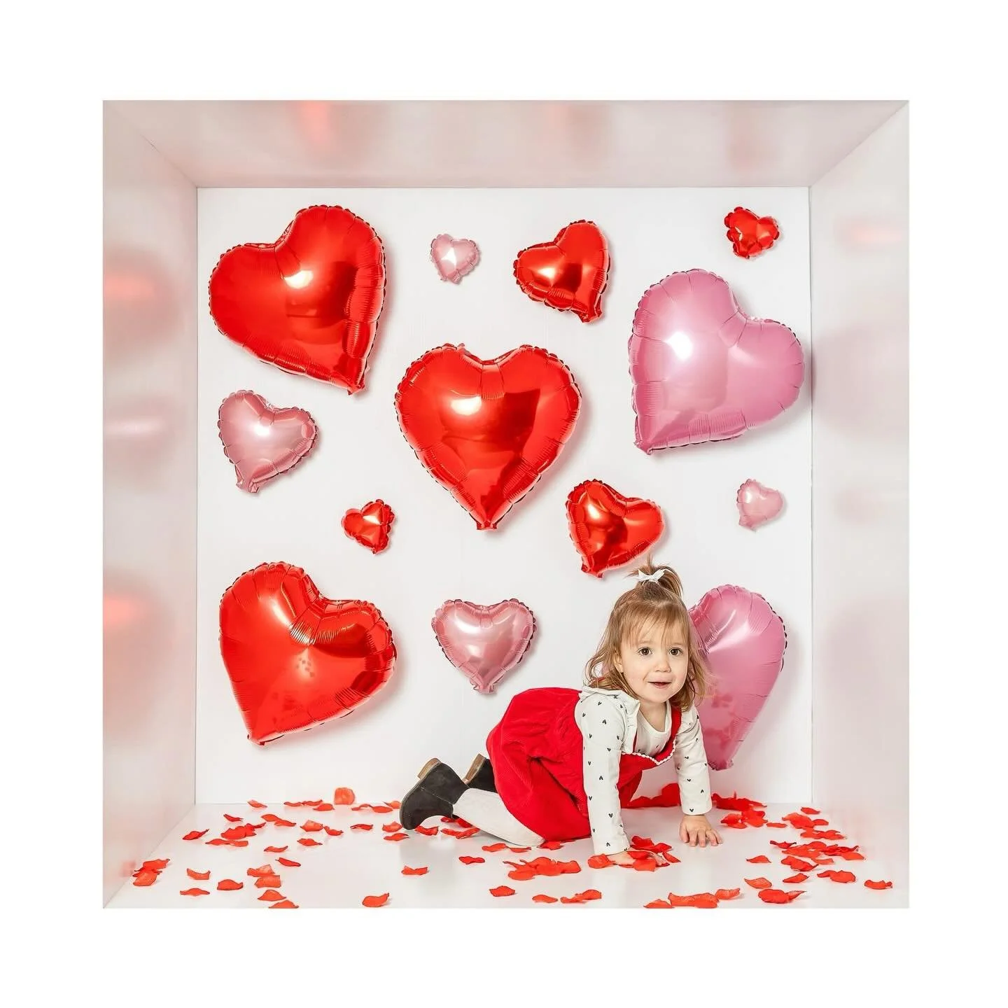 Lillian&rsquo;s Valentine&rsquo;s Day box session never made it to the gram! Her adorable outfit and spunky personality need to be shared! 💕💌

#insidethebox #carrollcountyphotographer #marylandfamilyphotographer #valentinesday