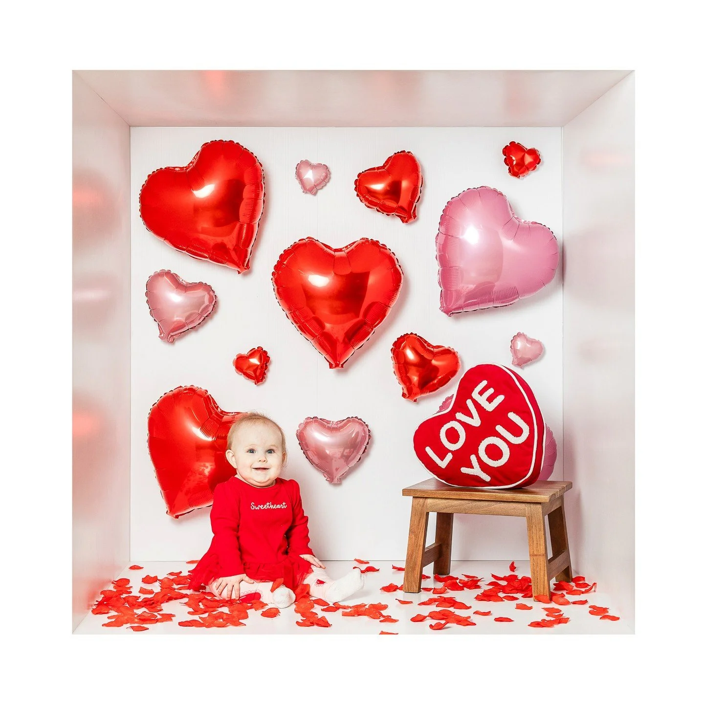 Playing catch up and posting more of my Valentine's Inside the Box sessions! How adorable is little Lila? She can be my Valentine any day! 

#carrollcountyphotographer #marylandfamilyphotographer #studiophotography #Westminstermd