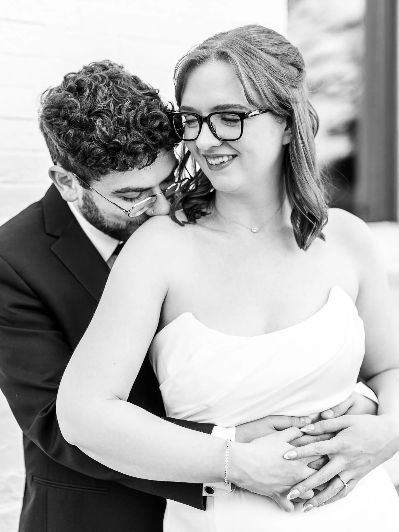 Rachel &amp; Mark 💍💐 Congratulations to the newlyweds! 💕

#frederickweddingphotographer #ceresvillemansion #marylandweddingphotographer #springwedding