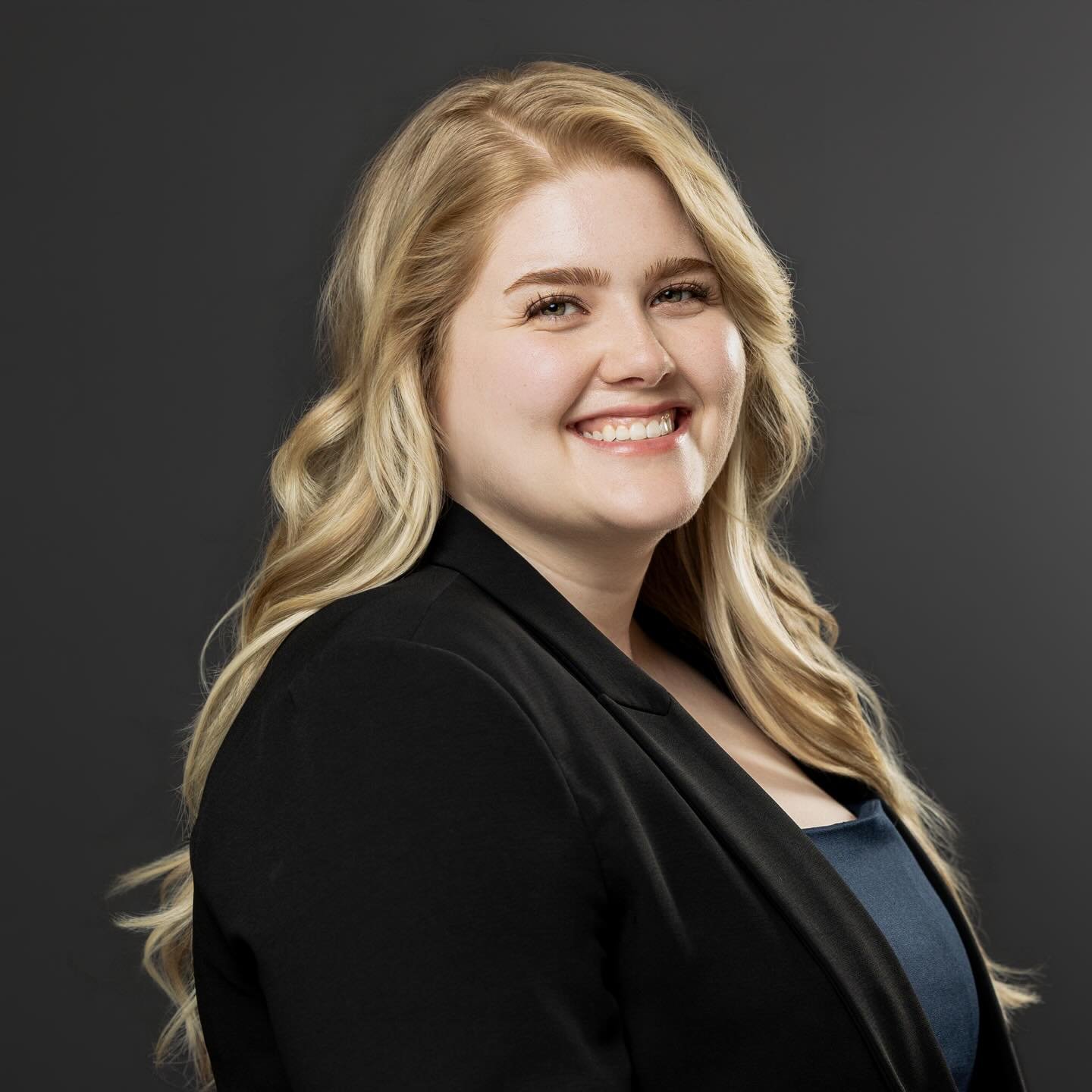 I enjoyed working with Becca on her headshots last week! She needed updated headshots for her dental school applications and I was happy to create them for her. 📸

#headshotphotographer #carrollcountyphotographer #westminsterphotographer #madewithma