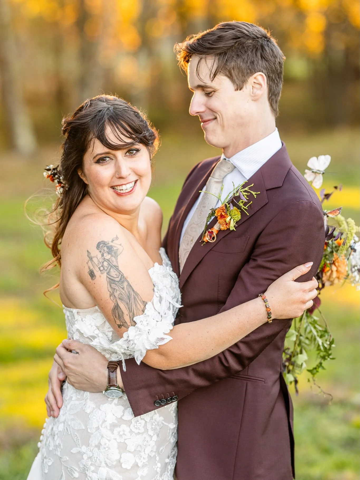 Allie &amp; Andrew are married! No amount of wind or cold weather could stop this party from happening! 👏👏👏

#marylandweddingphotographer #loanoakbrewing #brewerywedding