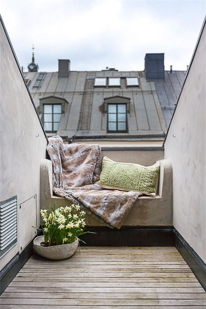 #16.1 HM rooftop access.jpg