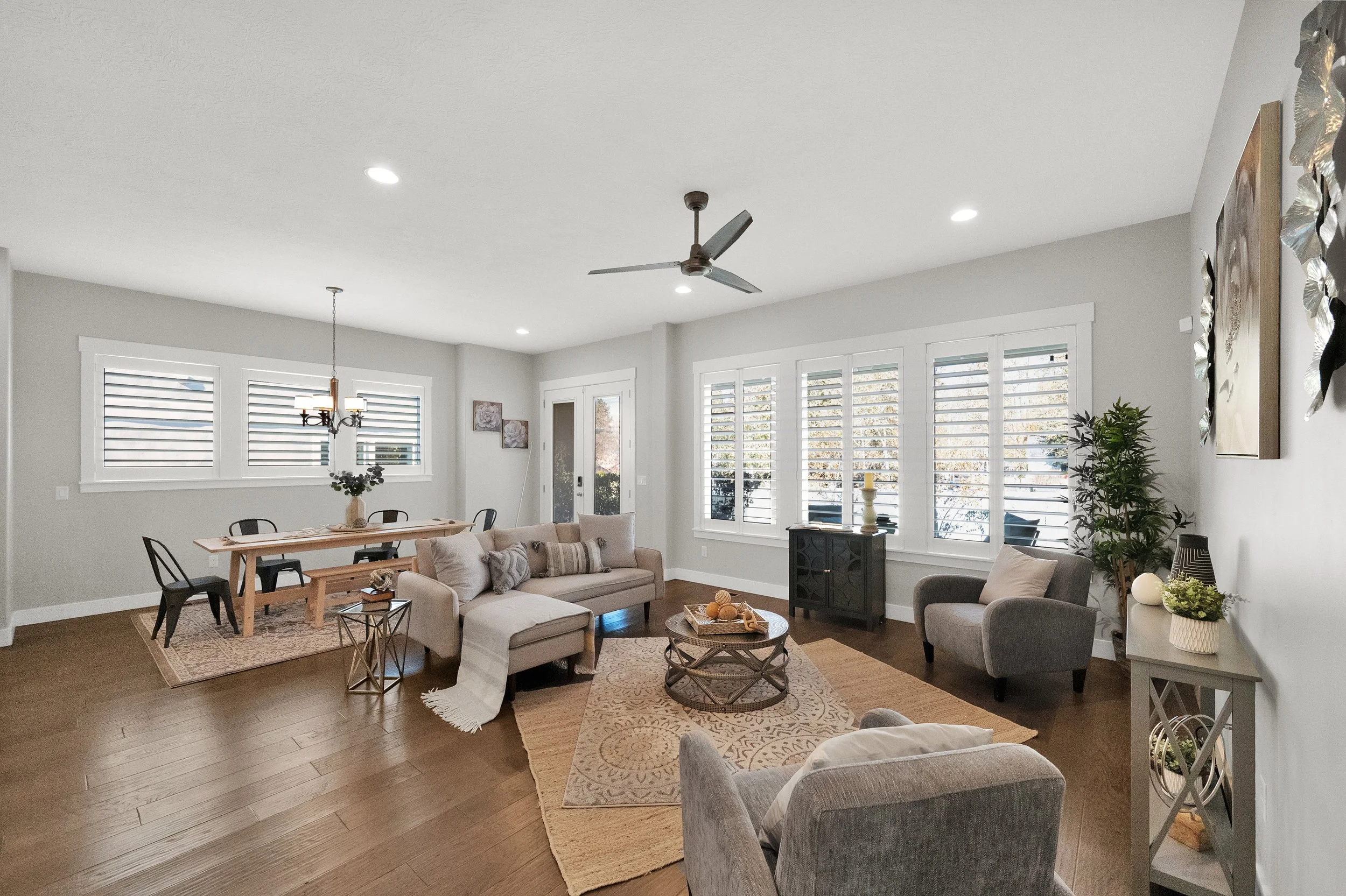 ListingsMarchant Real Estate Group