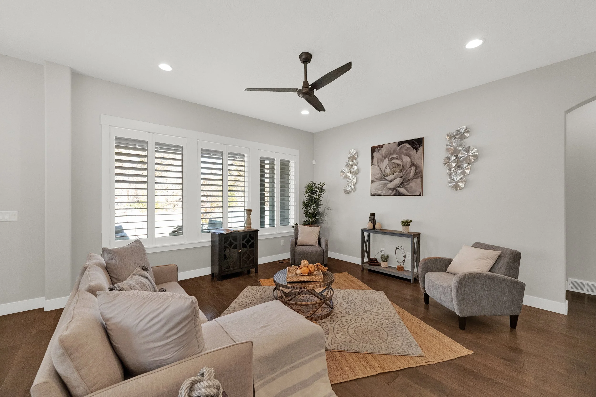 ListingsMarchant Real Estate Group