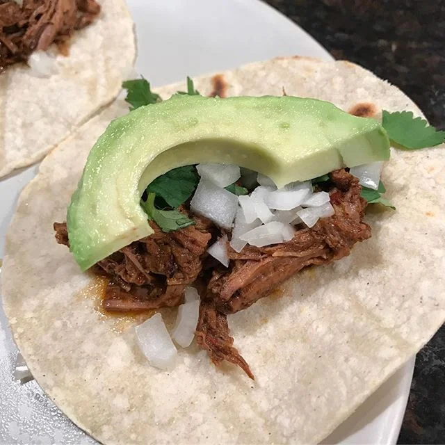 When you've been in Cali for almost a year and still can't find good barbacoa tacos, you say "screw it" and make your own 🤗
@rafa_mayorga