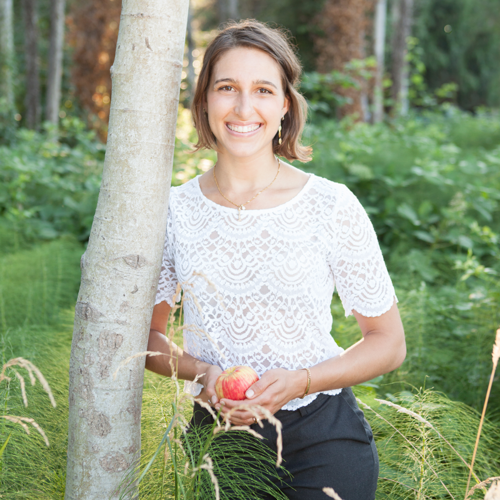 Anisa Woodall is an amazing certified nutritionist working out of ISSAQUAH, Washington.
