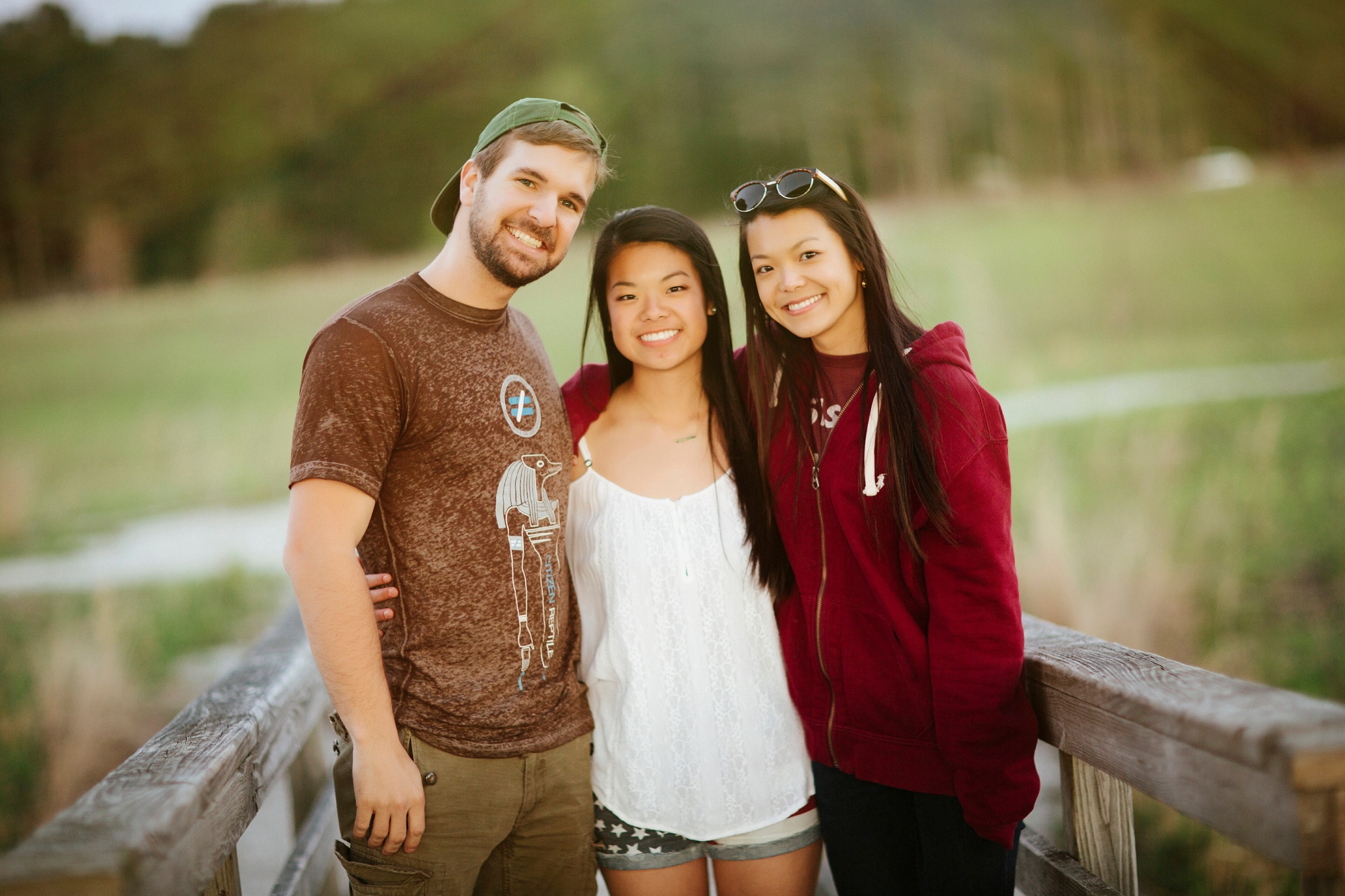 Me with 2 of the 3 Listers. Joyce (far right) is one of Libby's big sisters as well as my helper and girlfriend. 