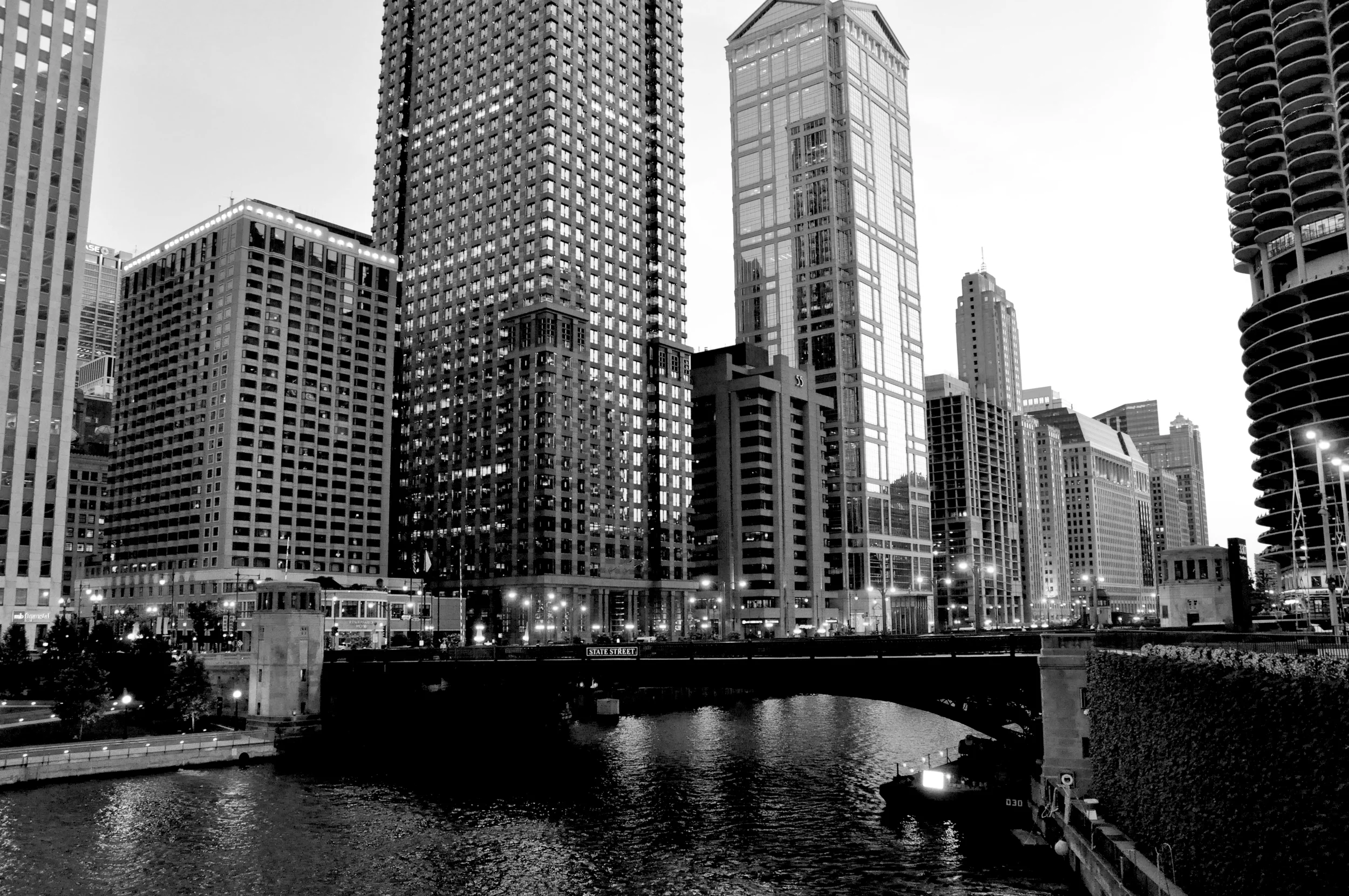 ChicagoRiverDT.jpg