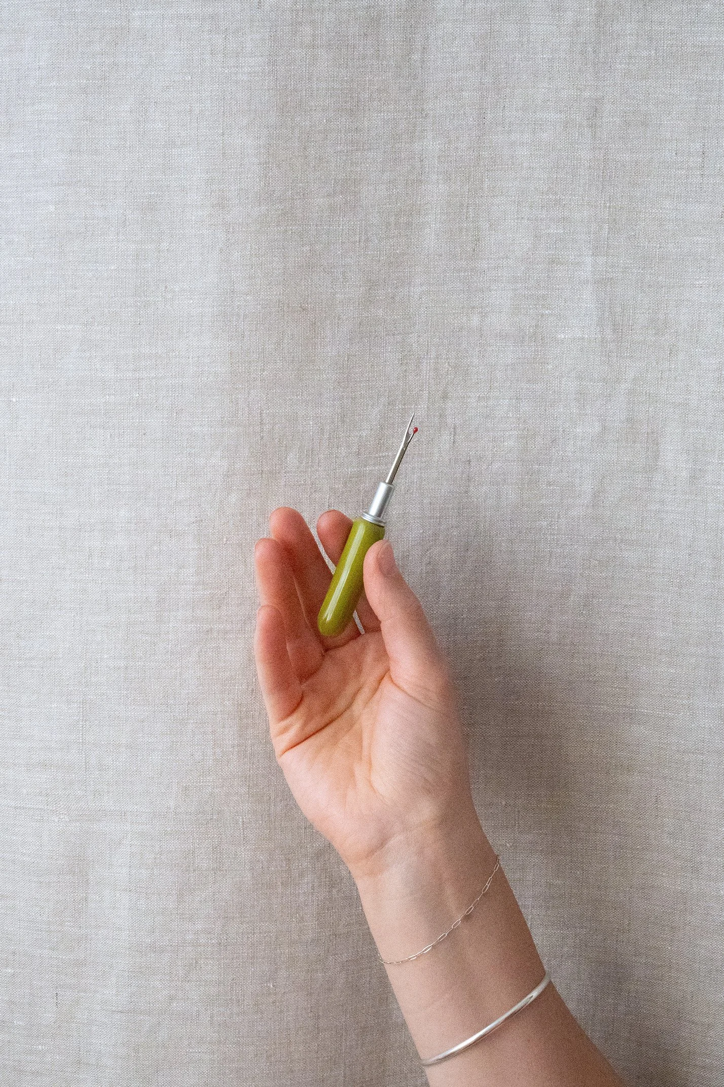 Seam Ripper w/ Ceramic Handle - Olive
