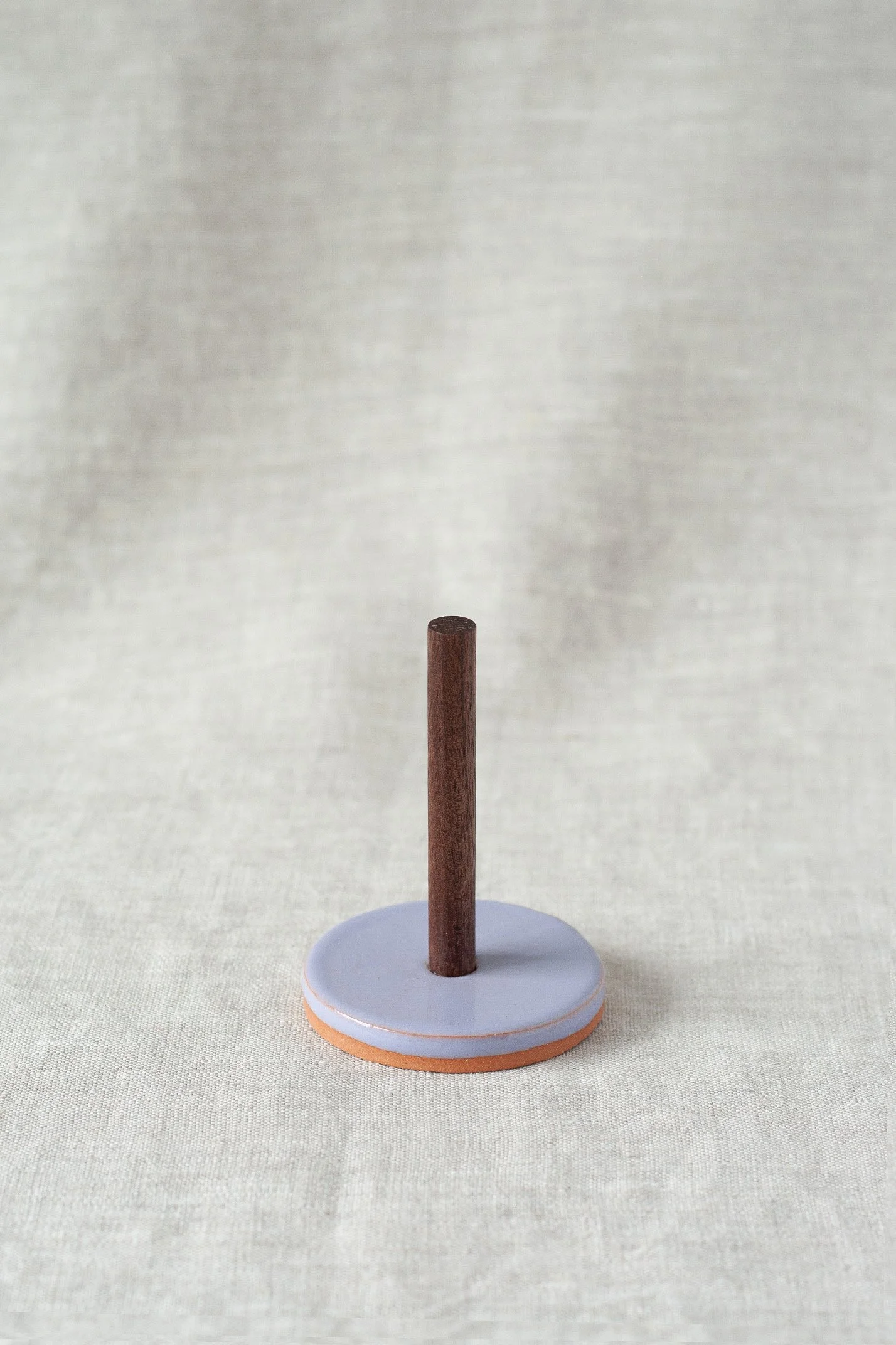 Pattern Weight Stand in Lilac