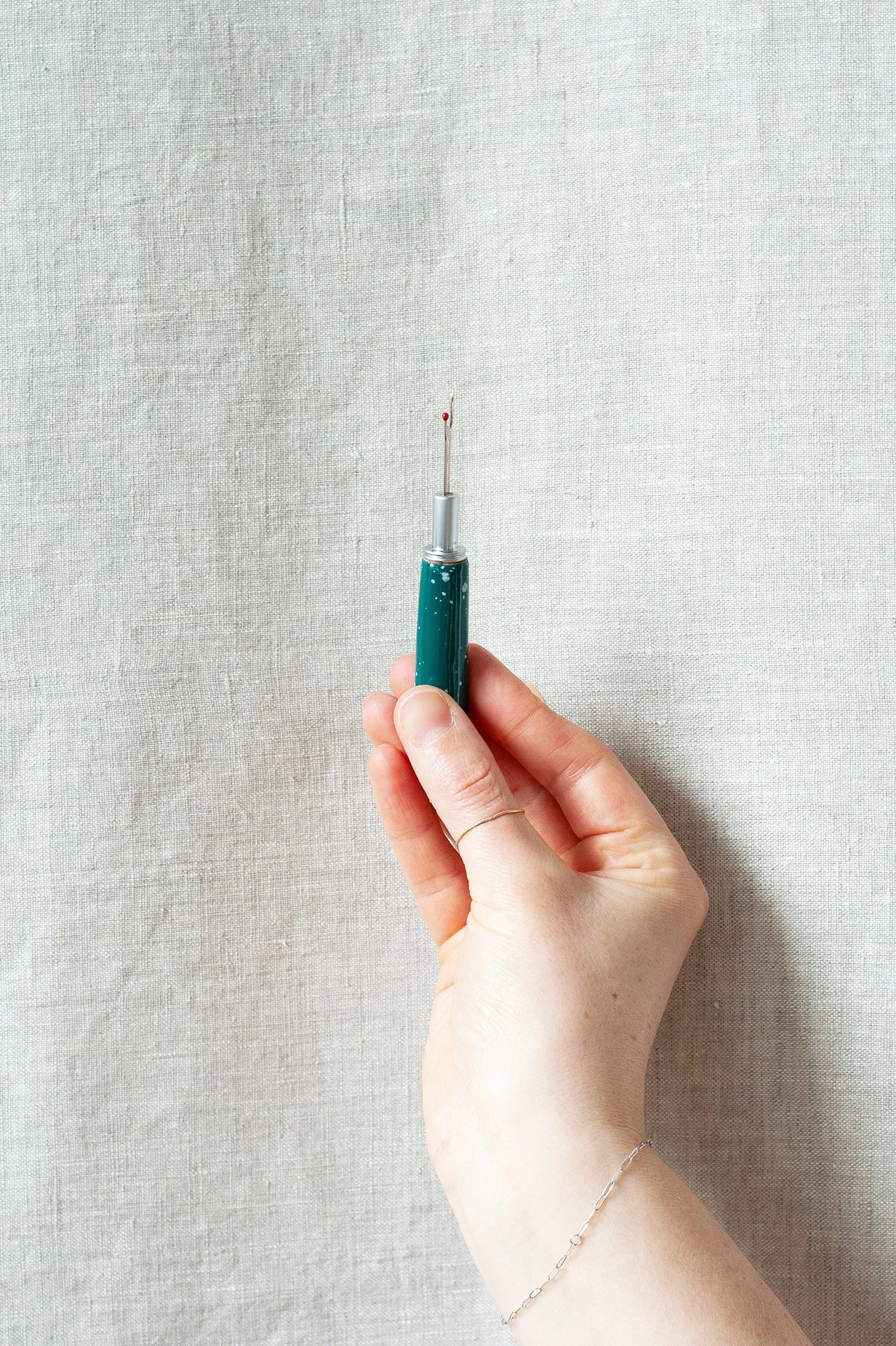 Seam Ripper w/ Ceramic Handle - Camp Green