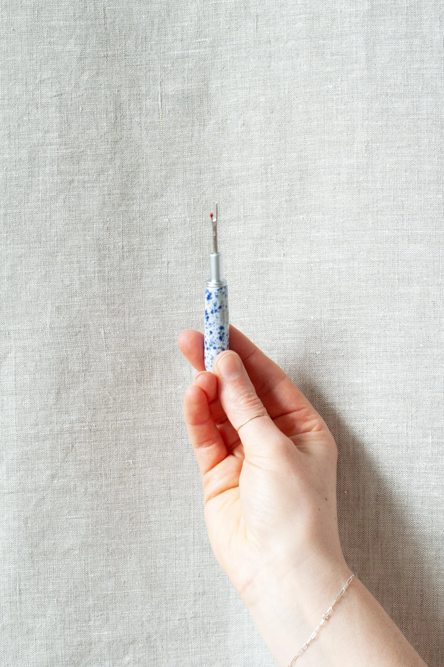 Seam Ripper w/ Ceramic Handle - Blue Speck