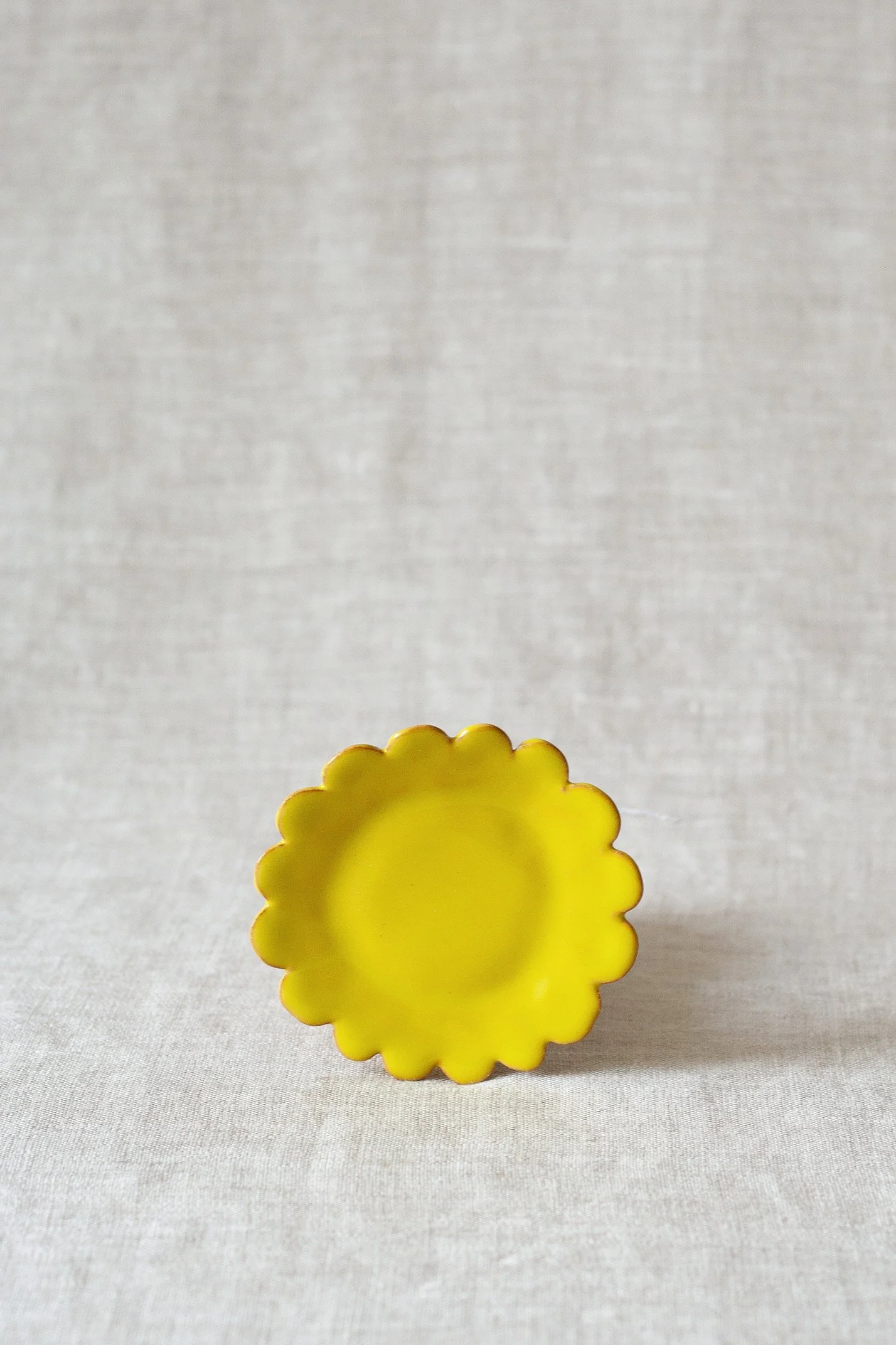 Petal Magnetic Pin Dish- Delft Blue