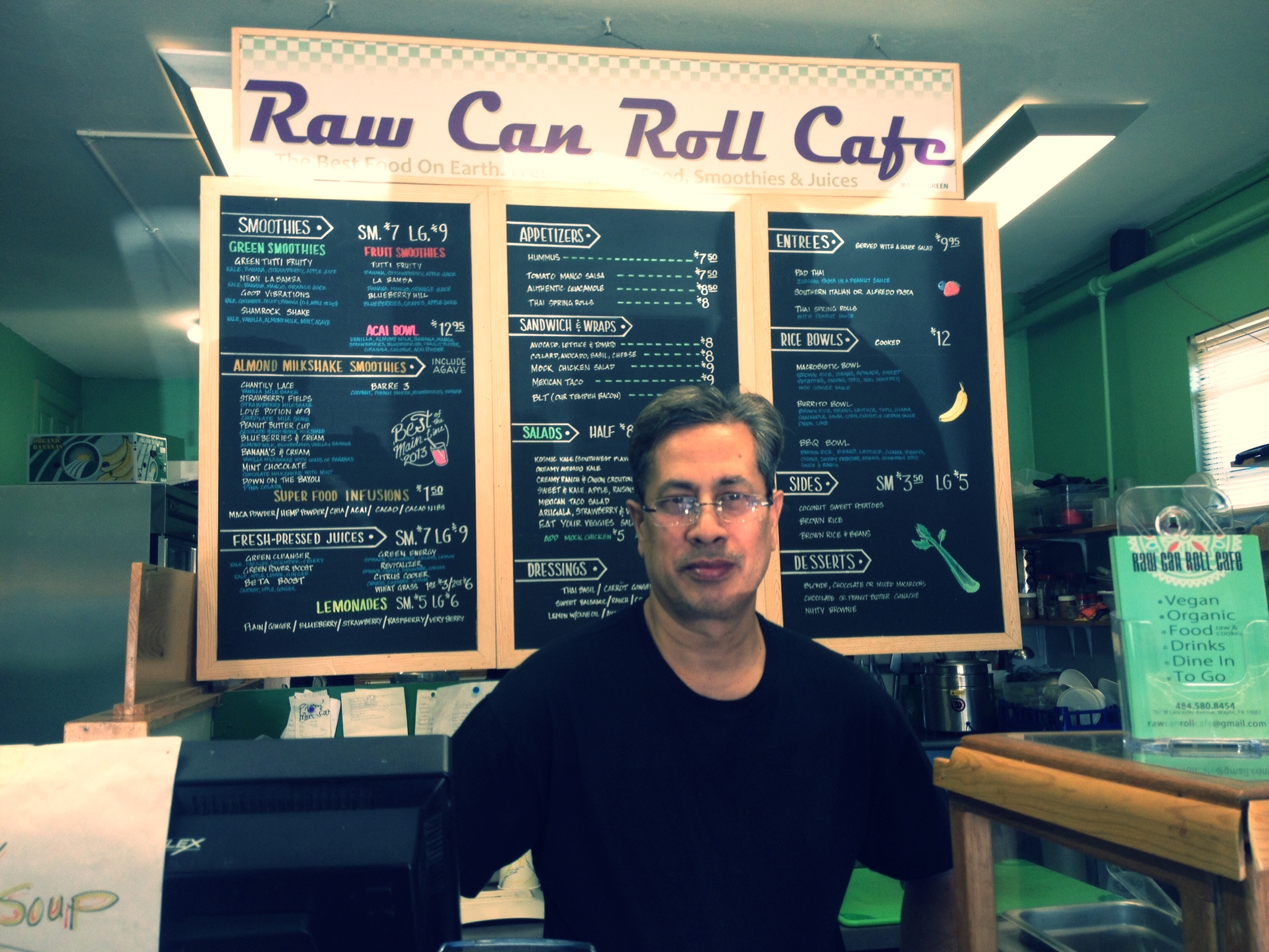 Badruzzaman Alamgir, the owner of raw can roll cafe