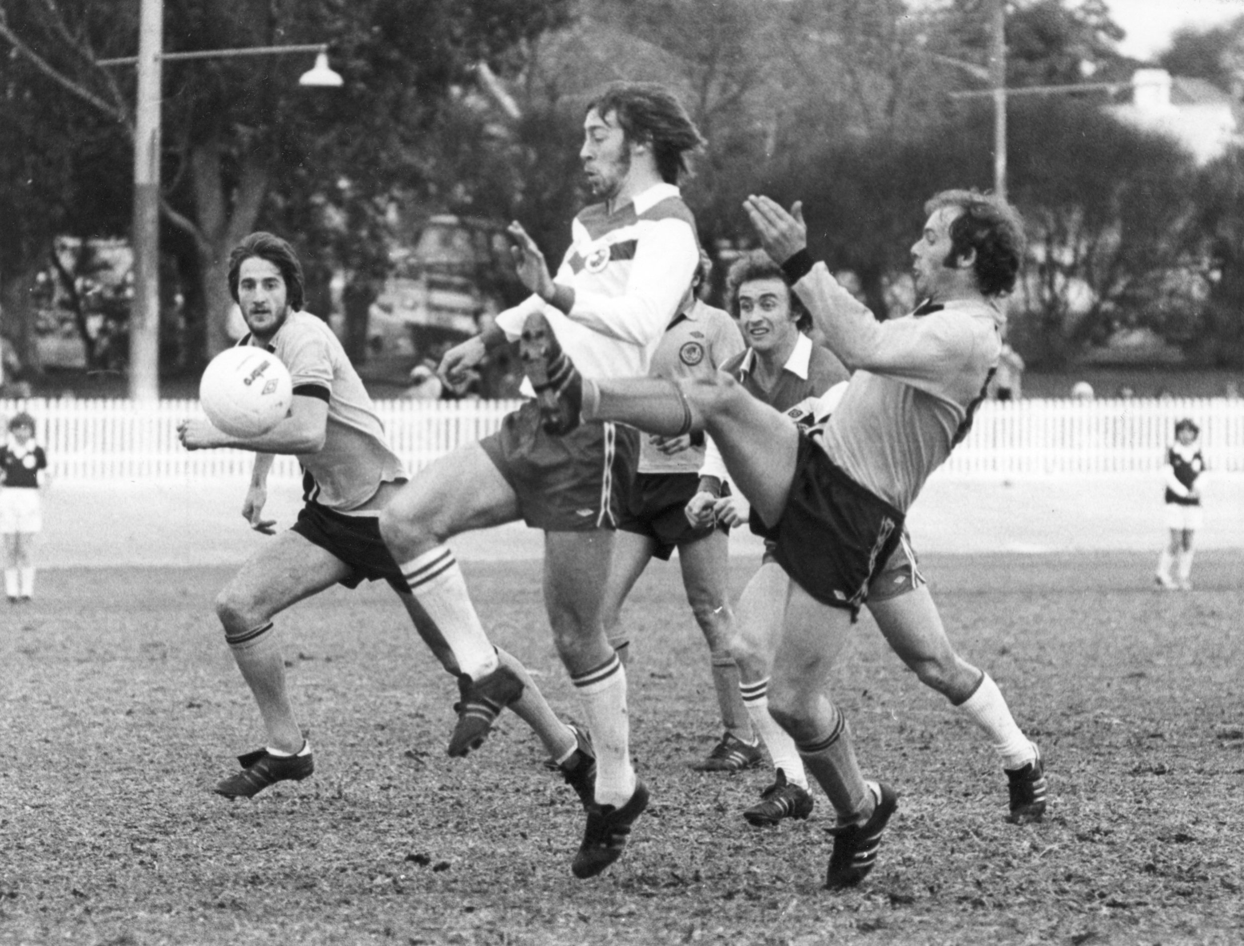 Charlie George playing for St George Vs Fitzroy at Hurstville Oval 1977
