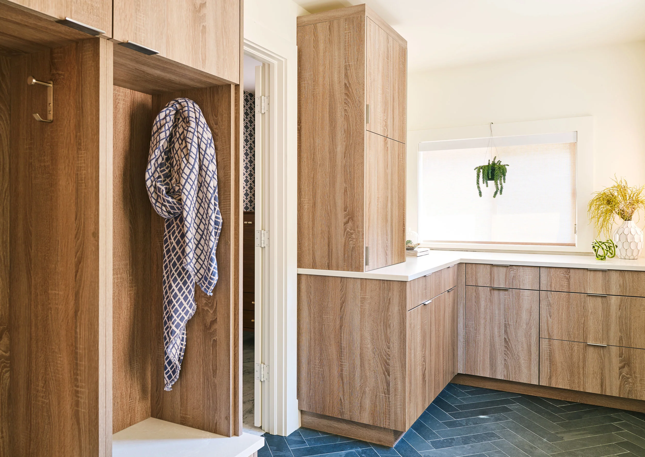 WEB_pam_aspenleaf_showroom_mud_room_73003.jpg