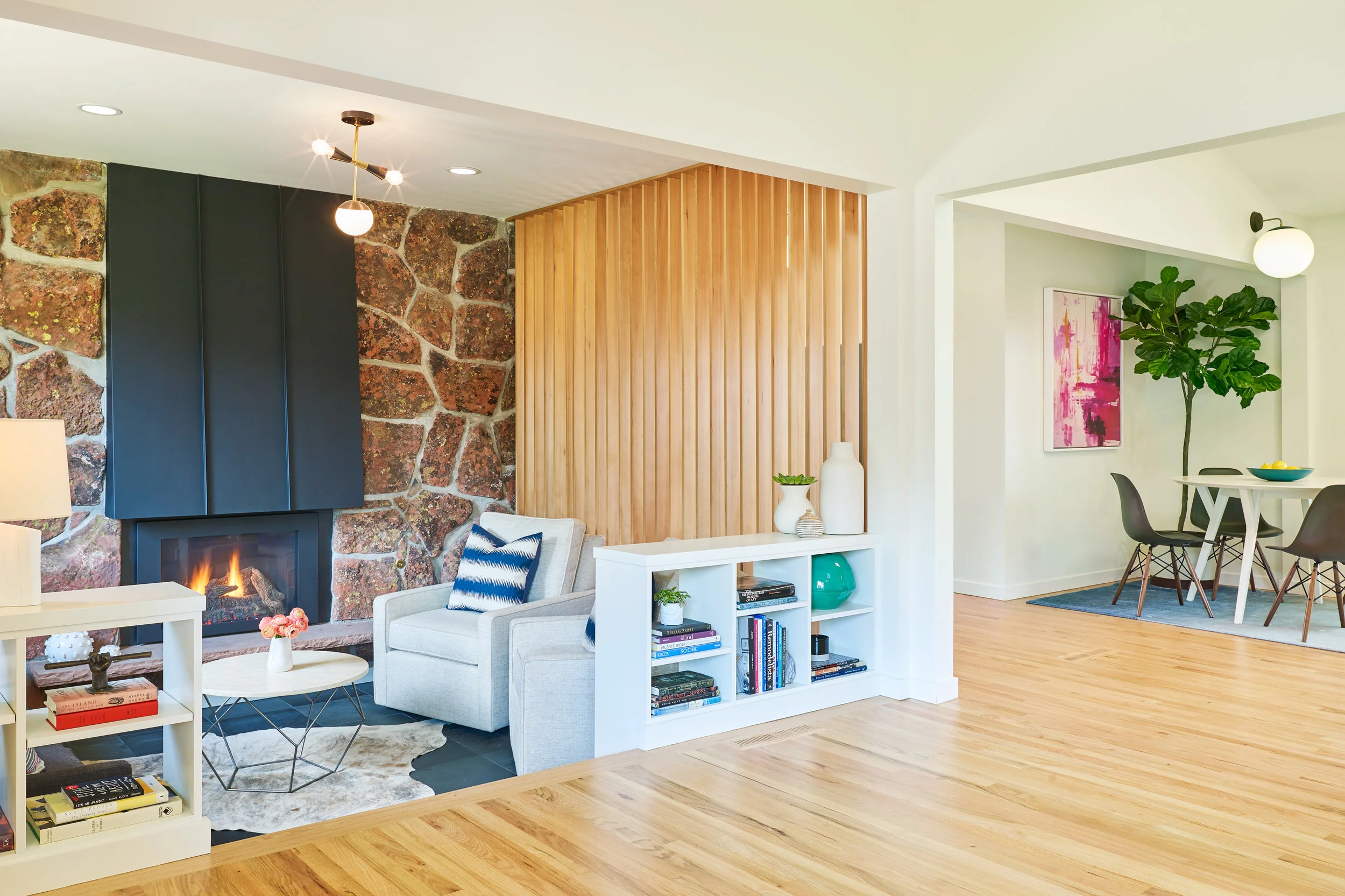 WEB_pam_torbin_sitting_area2_72682.jpg