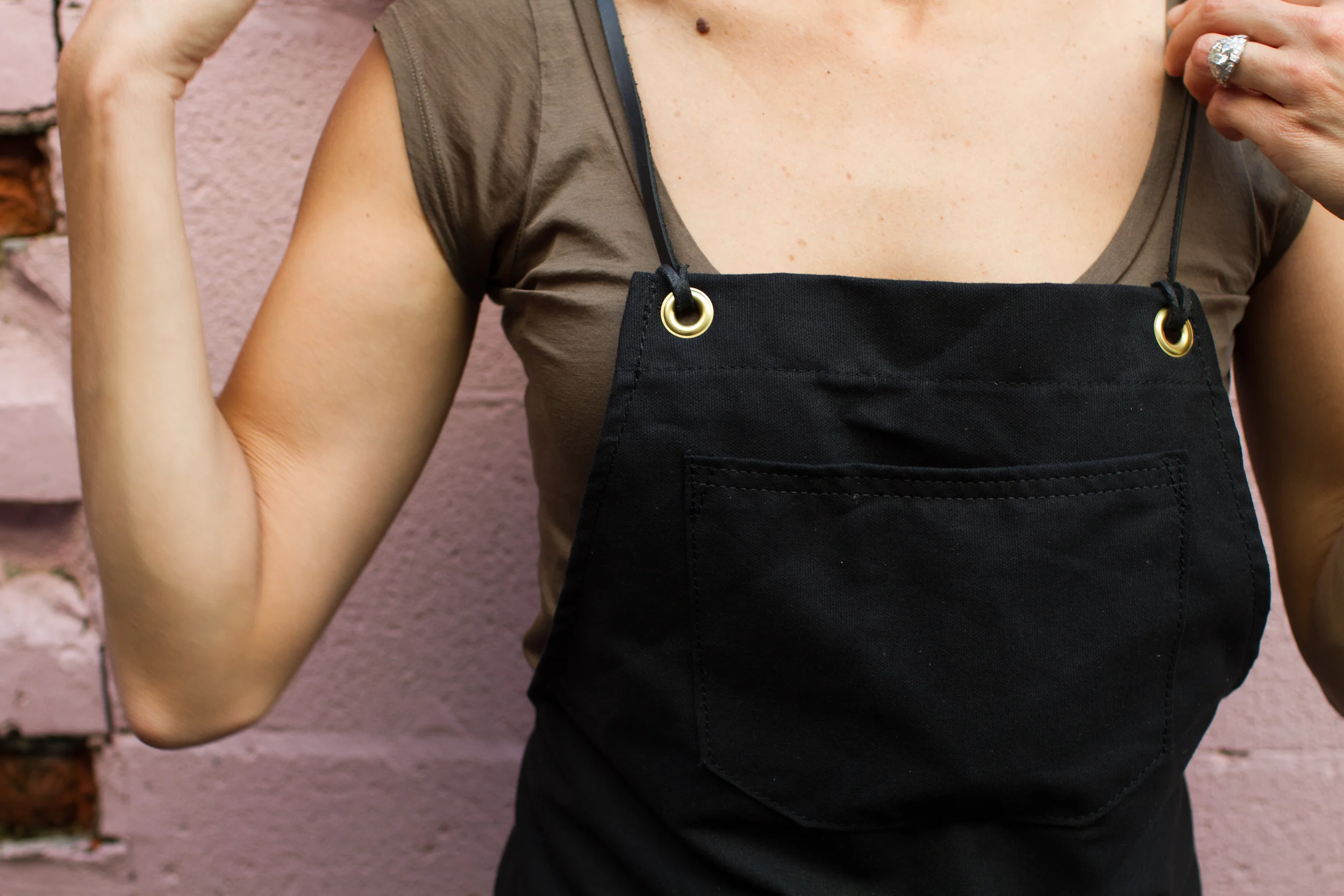 APRON-86.jpg