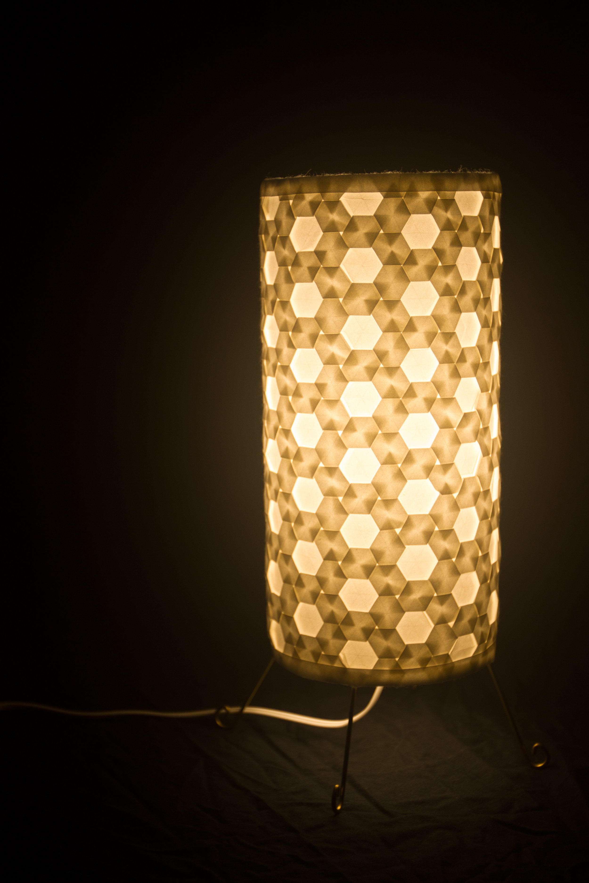 Lamp 03 - "Hive"