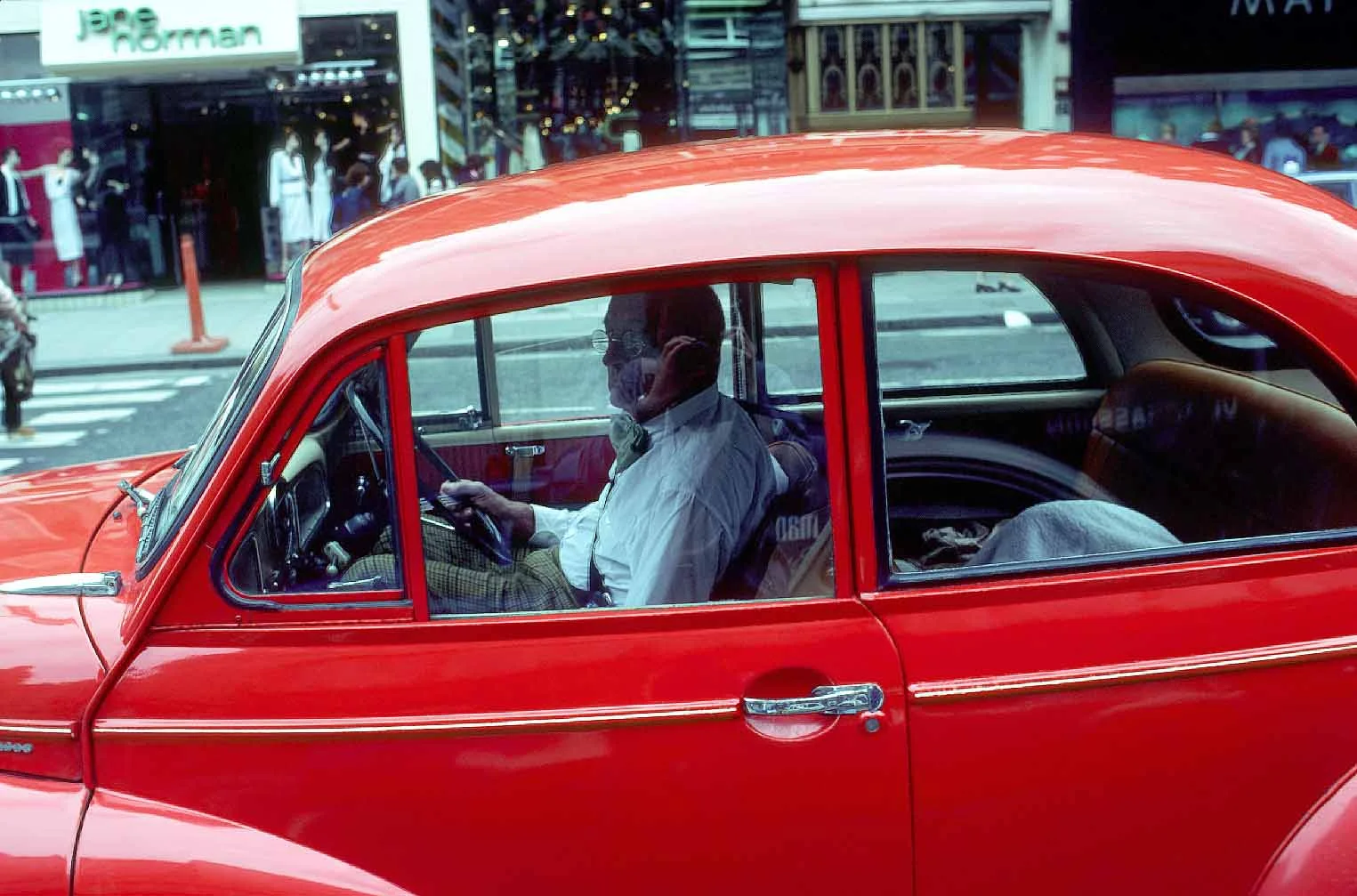 morris minor red 1970 íes lavo.jpg