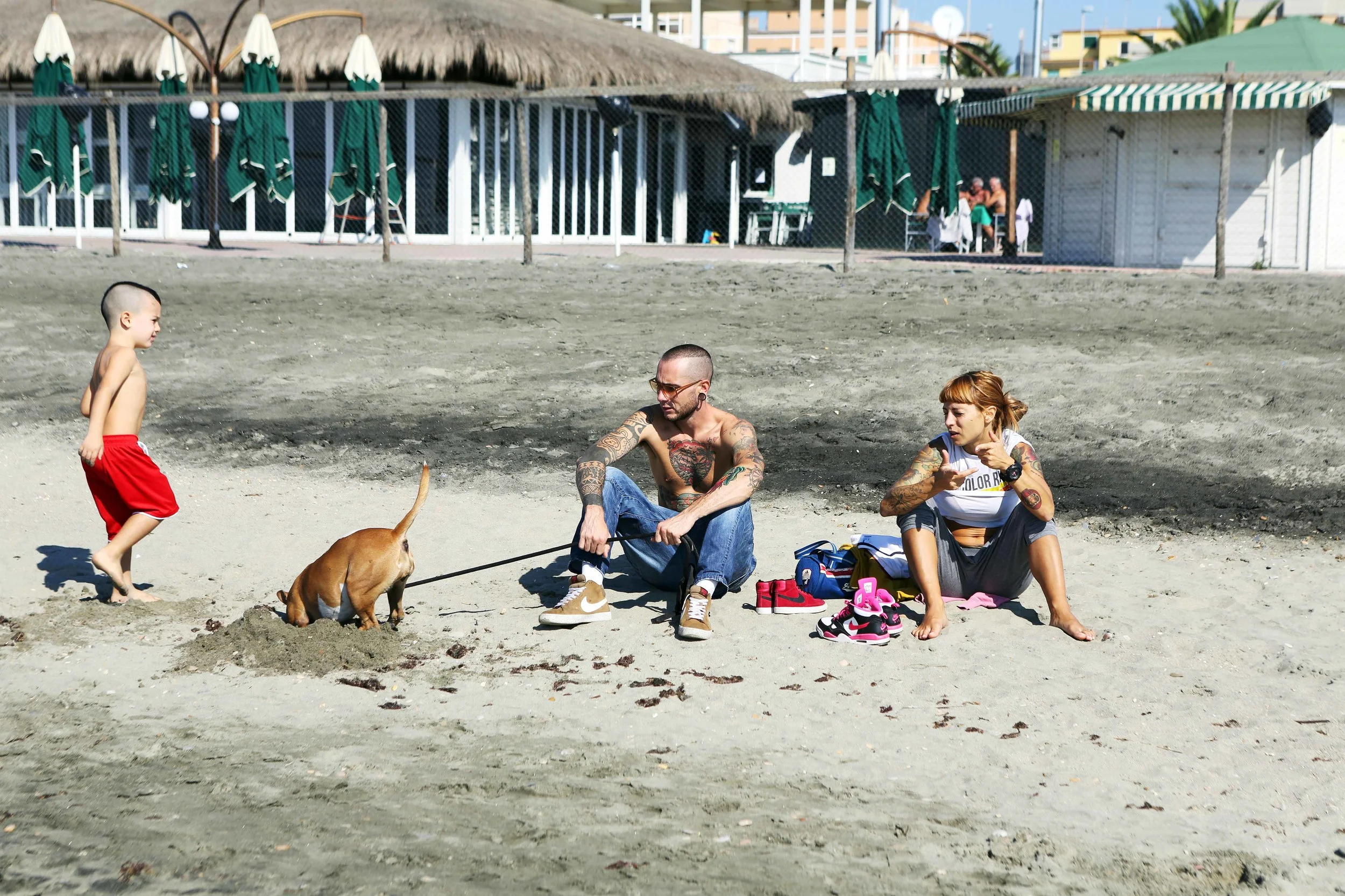 Familie på 3 m hund Ostia lavo 10.14.jpg