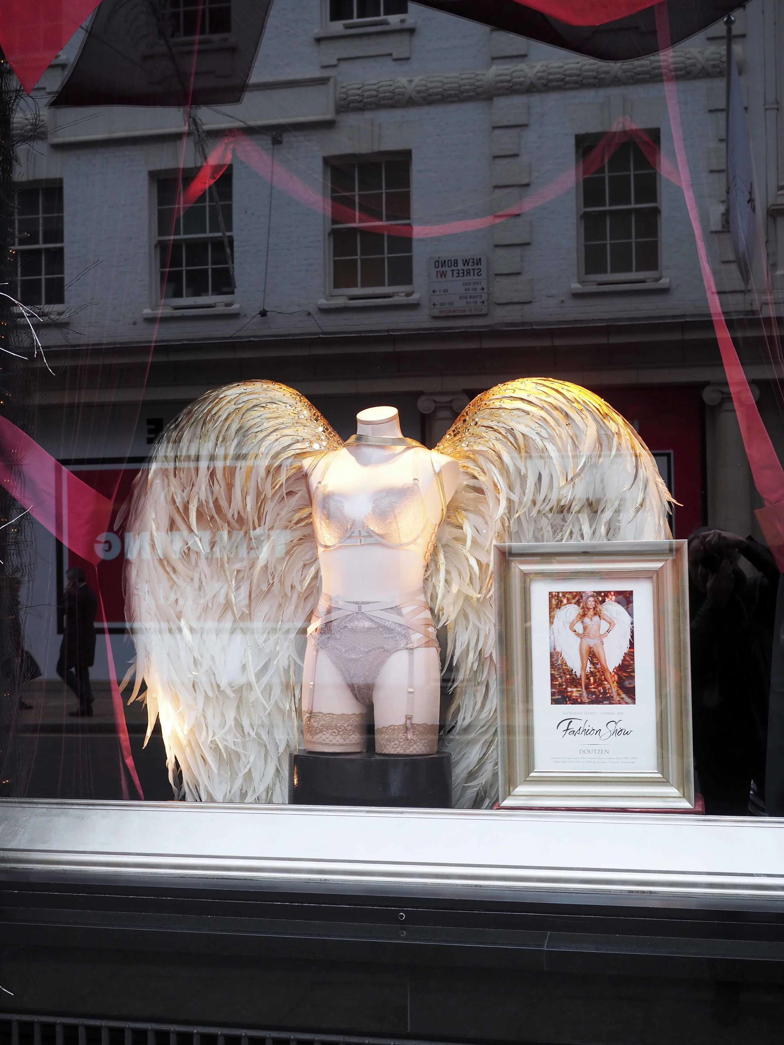 Victoria Backham lavo window underwear 1.15.jpg
