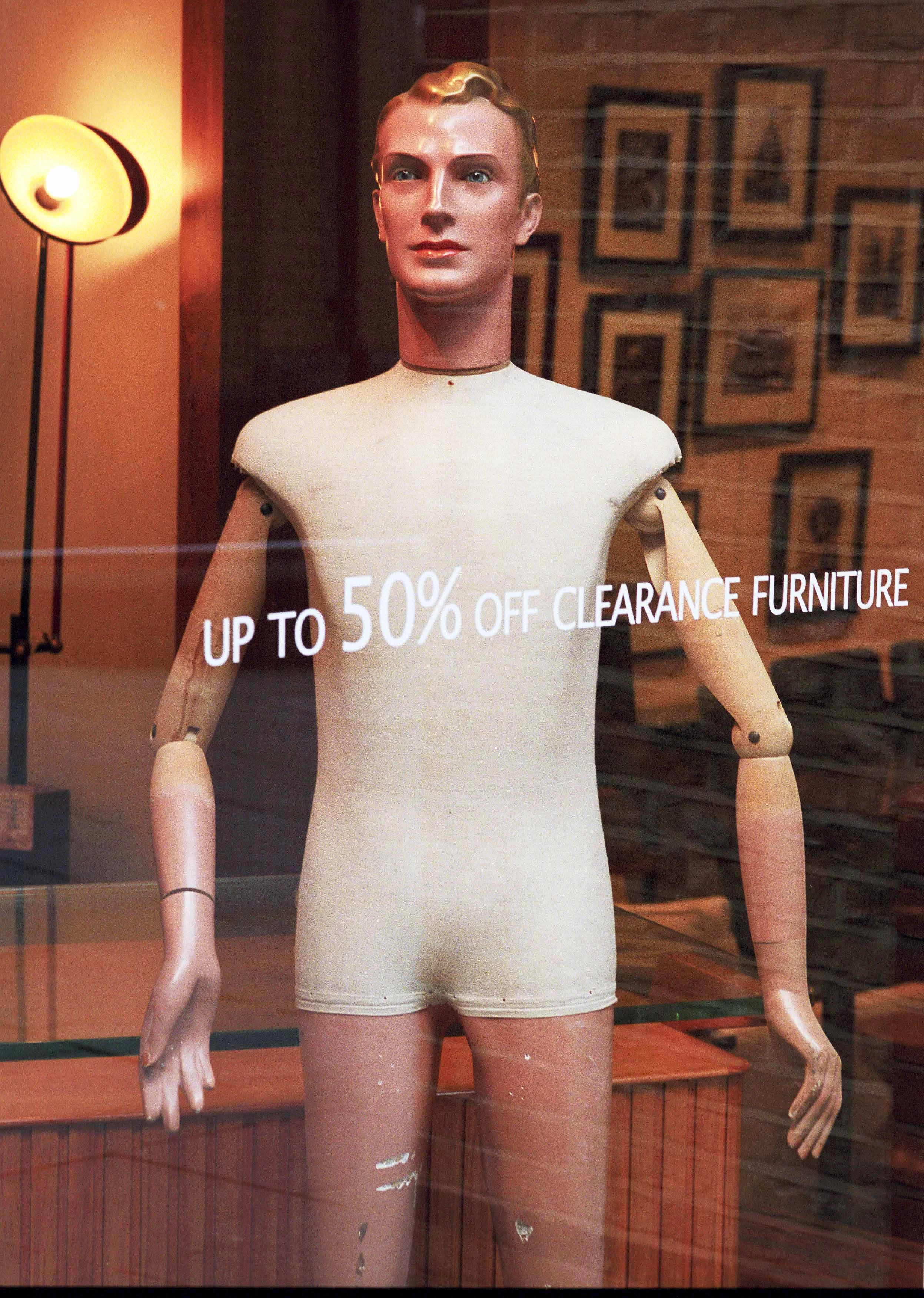 Man of clearance 03-07 lavo.jpg