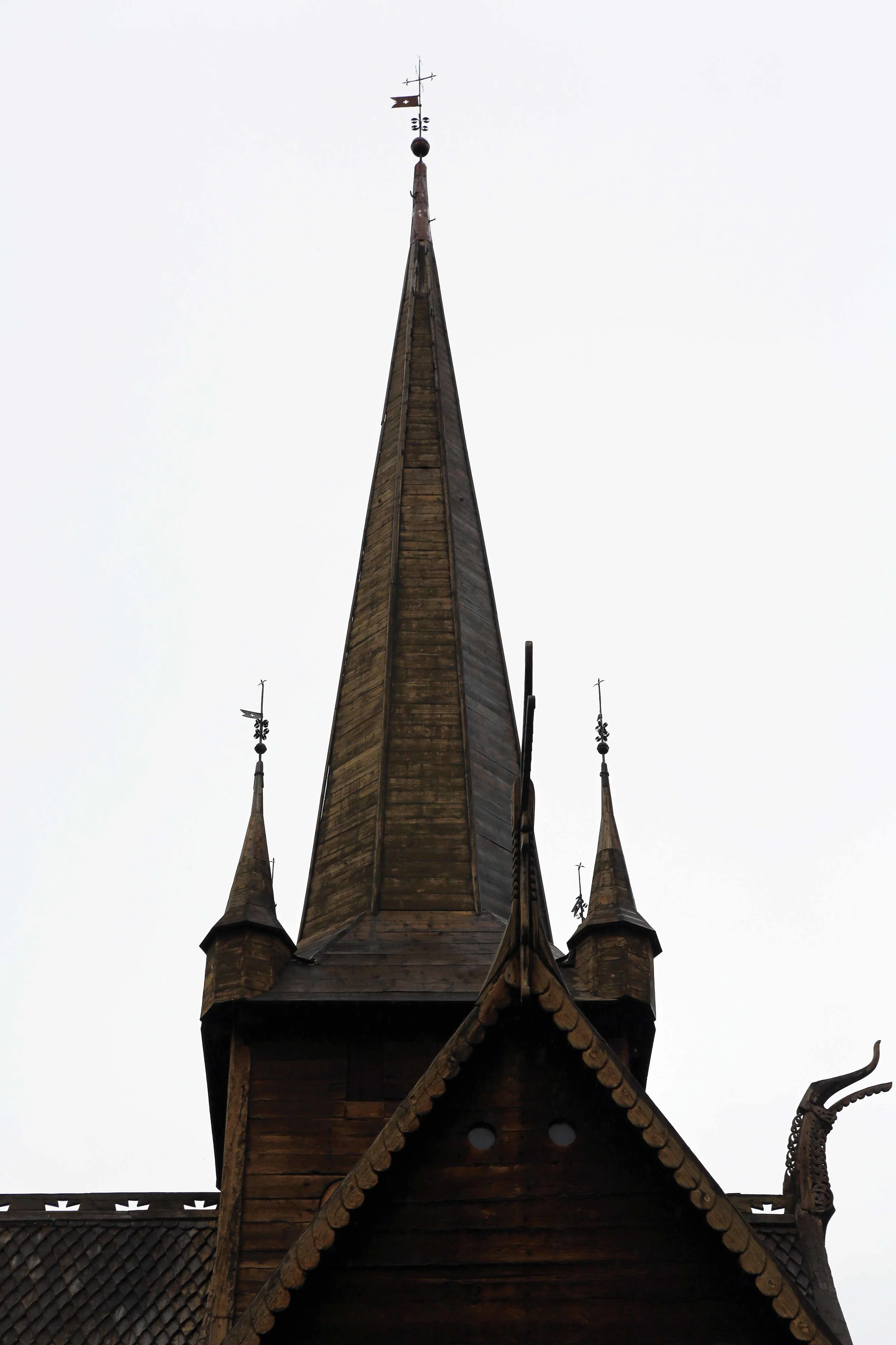 Lom Stav church troof lavo 8.14.jpg
