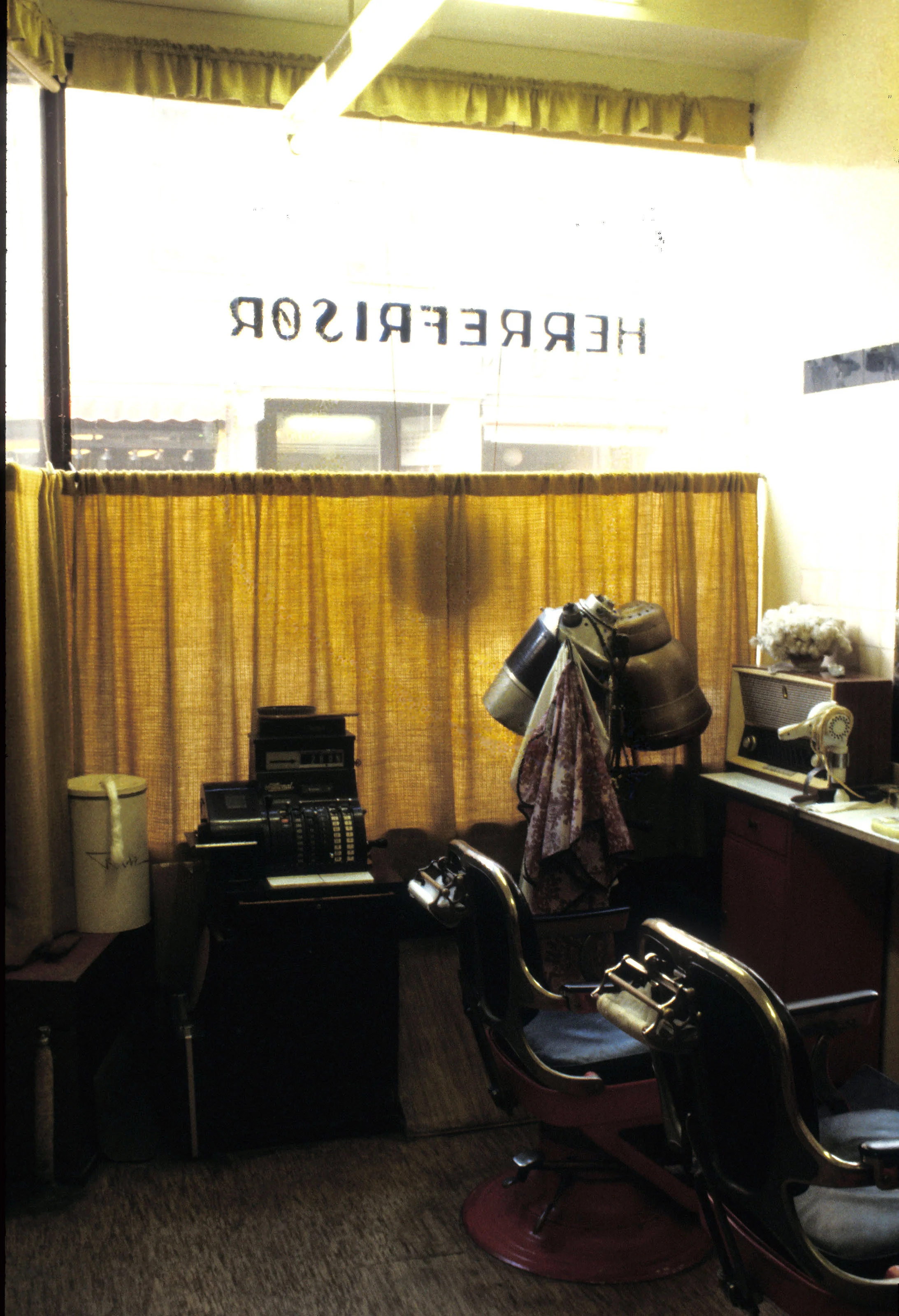 F-herrefrisør Grünerløkka 1978 11.15.jpg