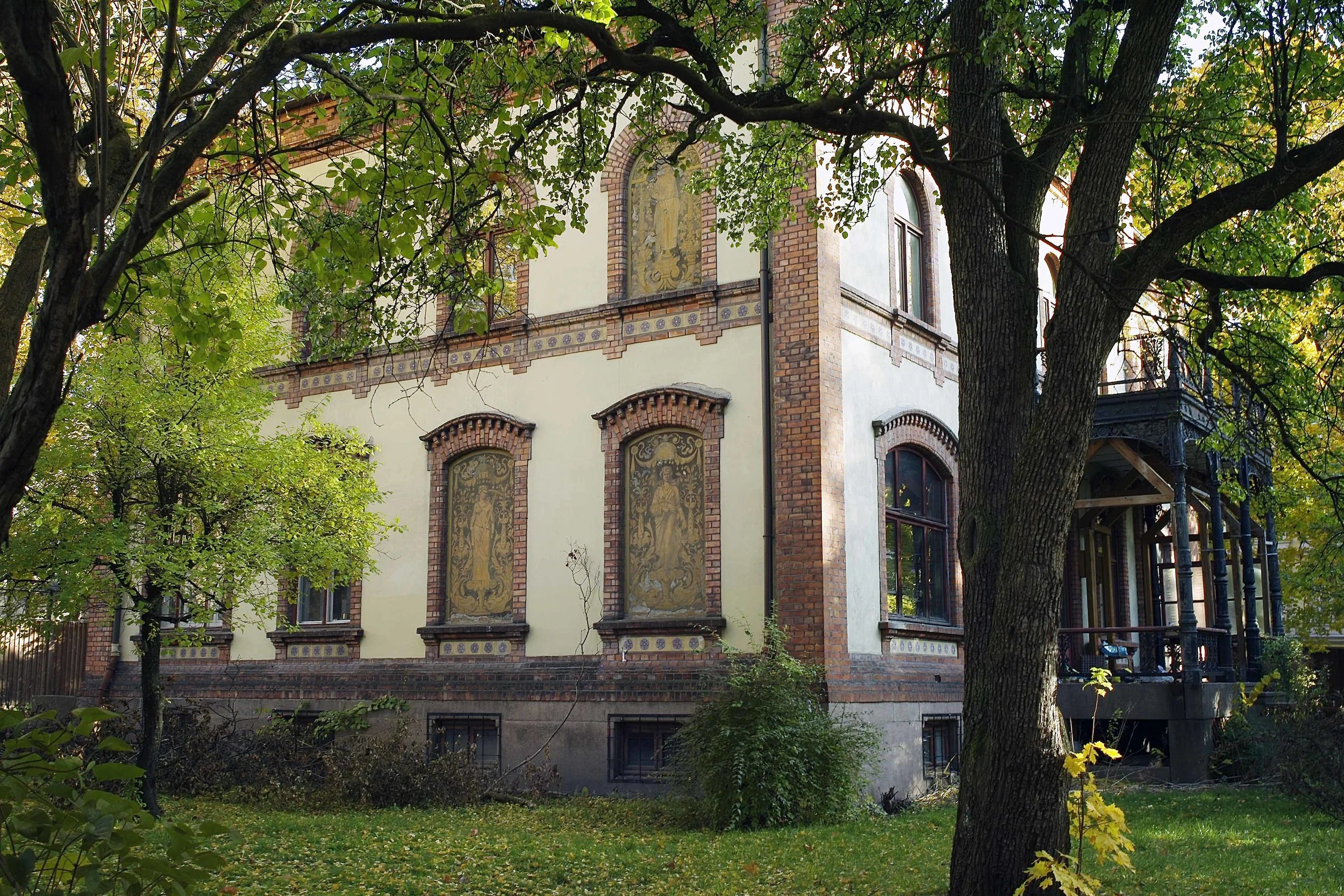 Q-Herskapshus ved Torshov lavo 10.09.jpg