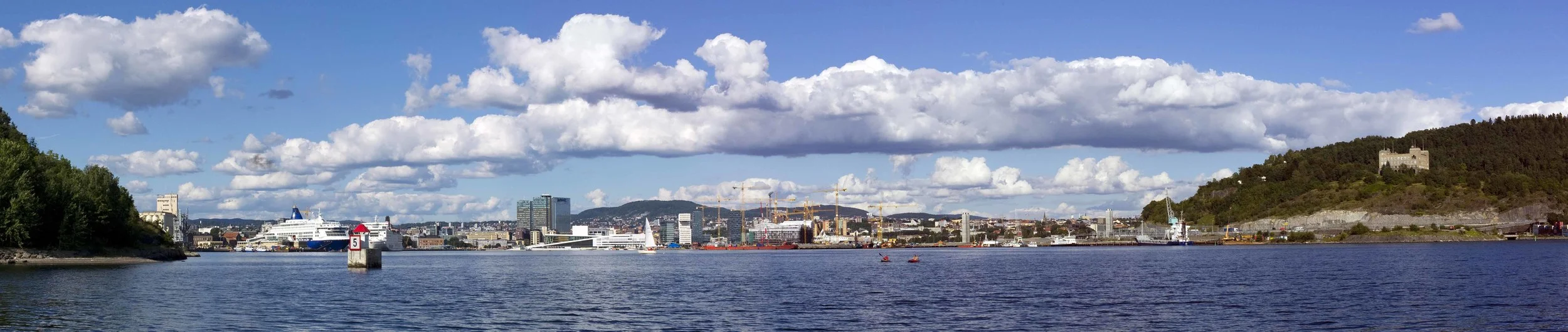 Oslo havn pano 8.11 lavo.jpg
