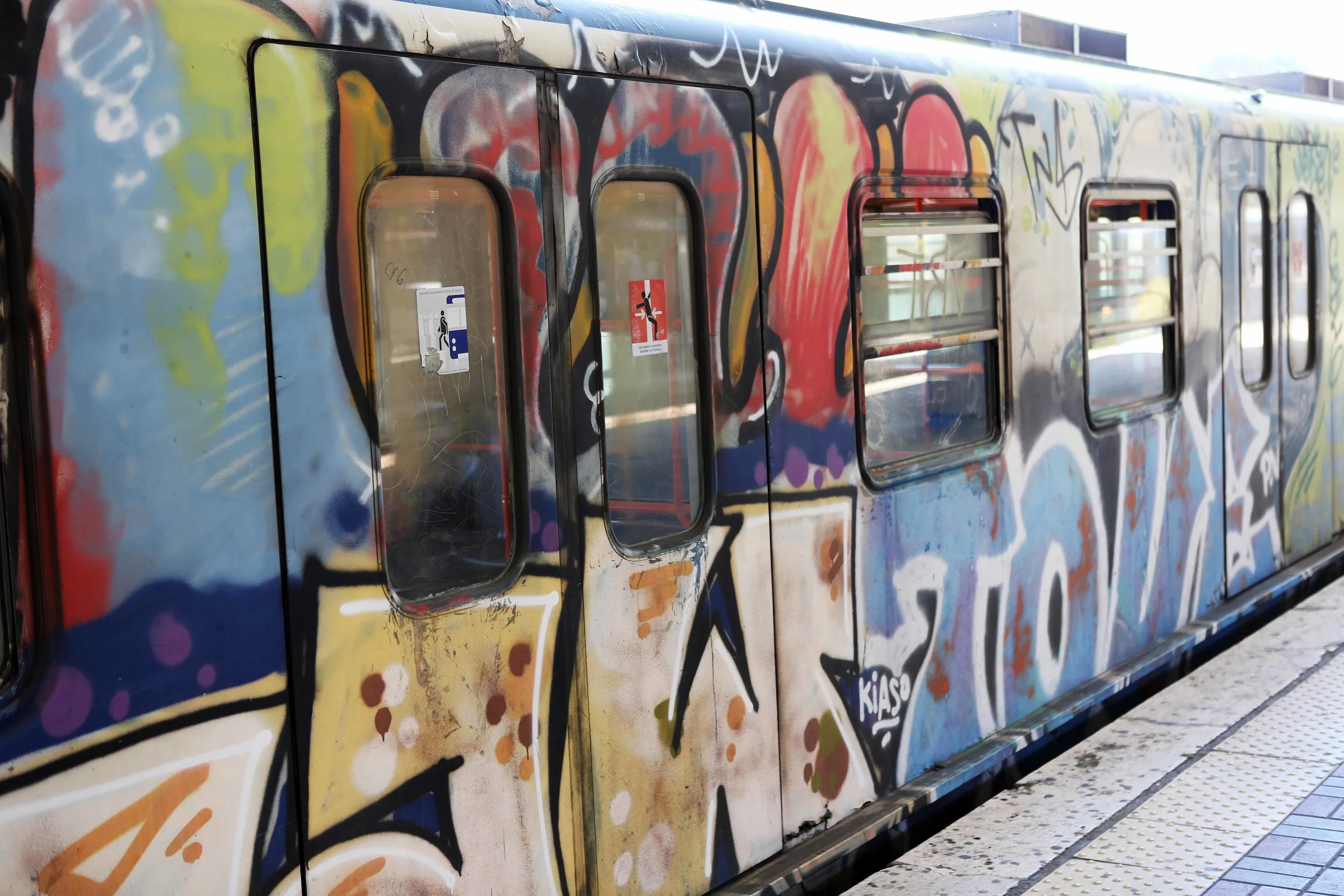 The train to Ostia outside 2 lavo10.14 .jpg