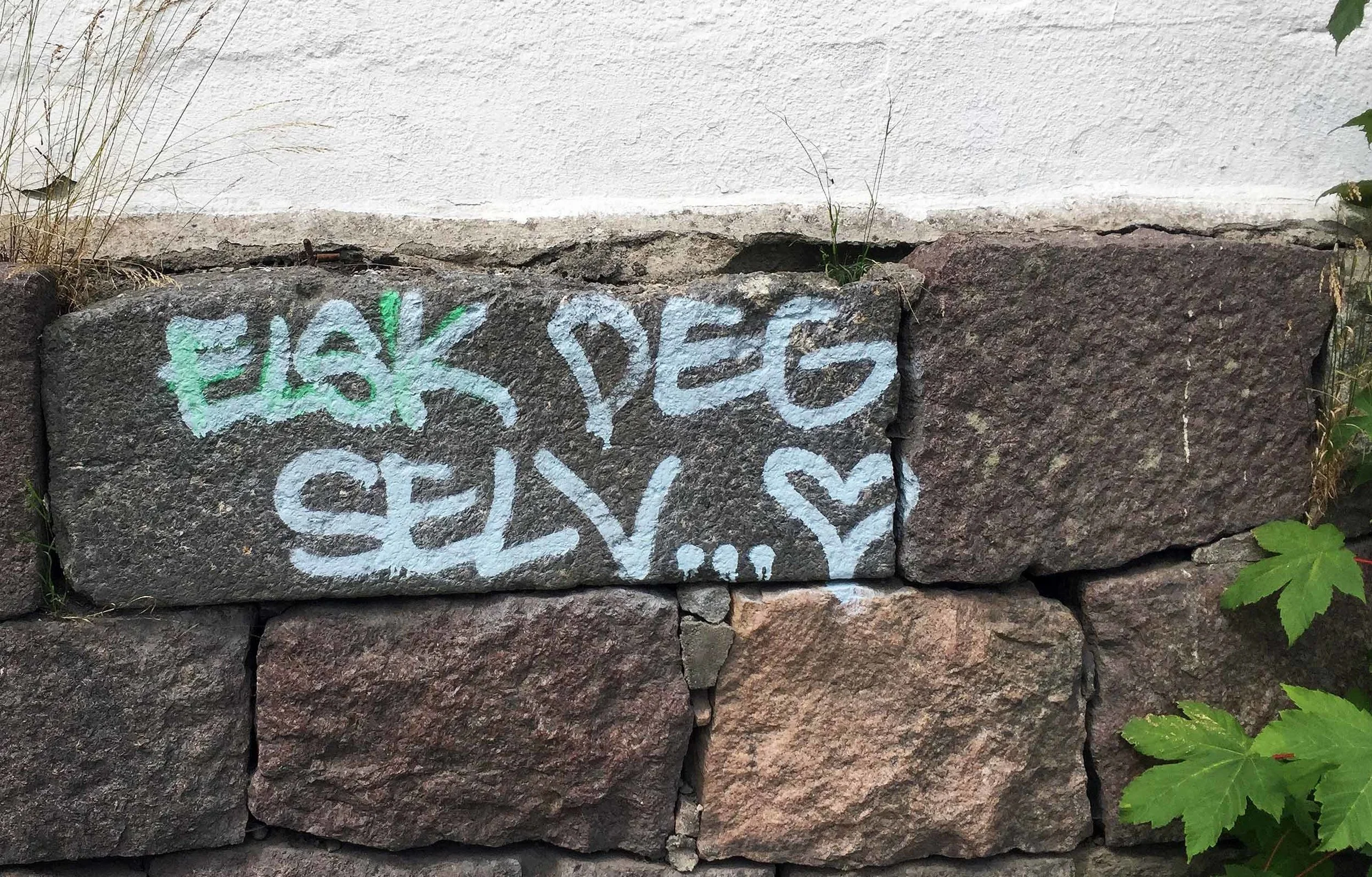 Elsk deg selv grafitti Tbg 7.16 crp lavo.jpg