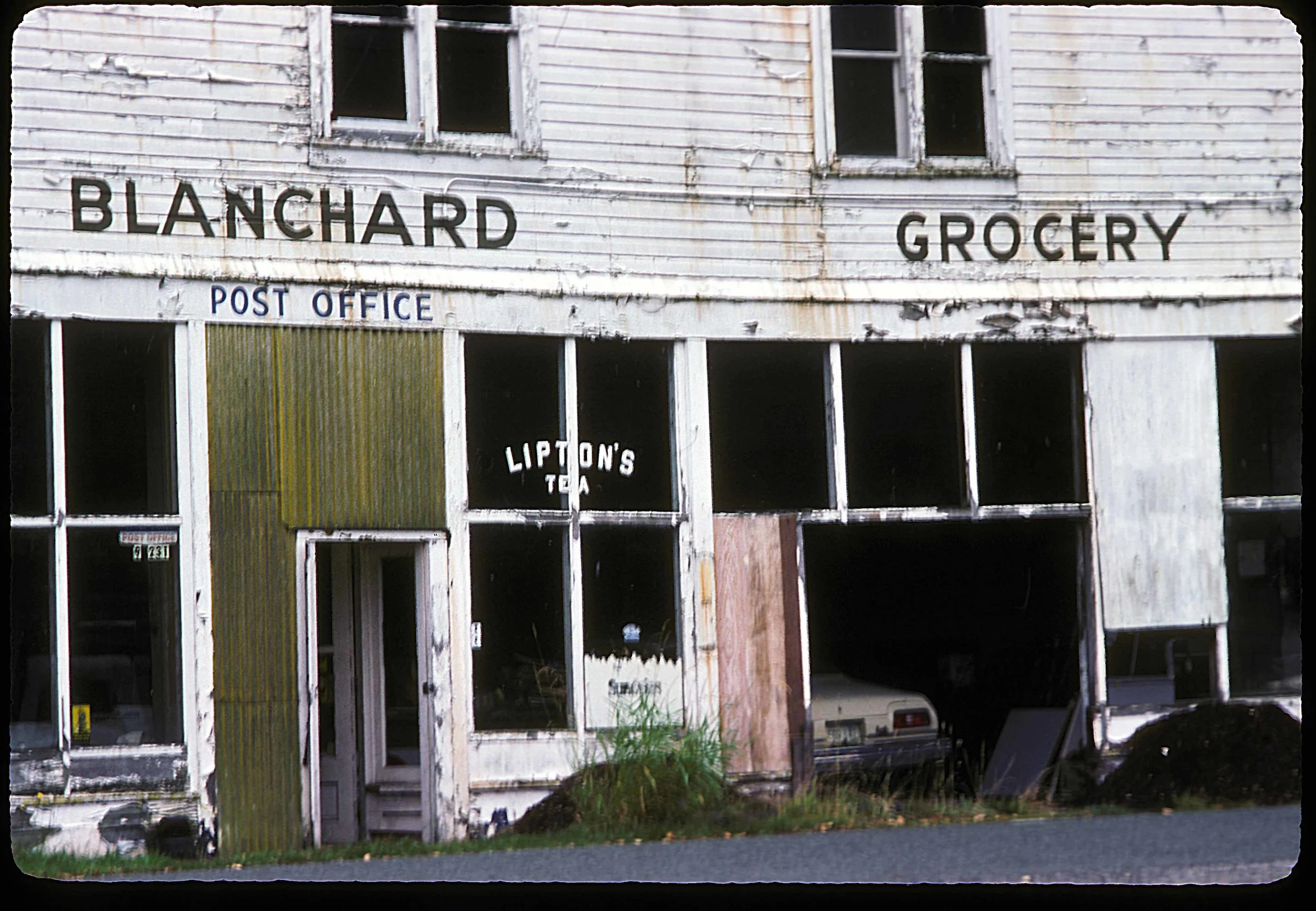 Blanchard Grocery T2 1978 lavo.jpg