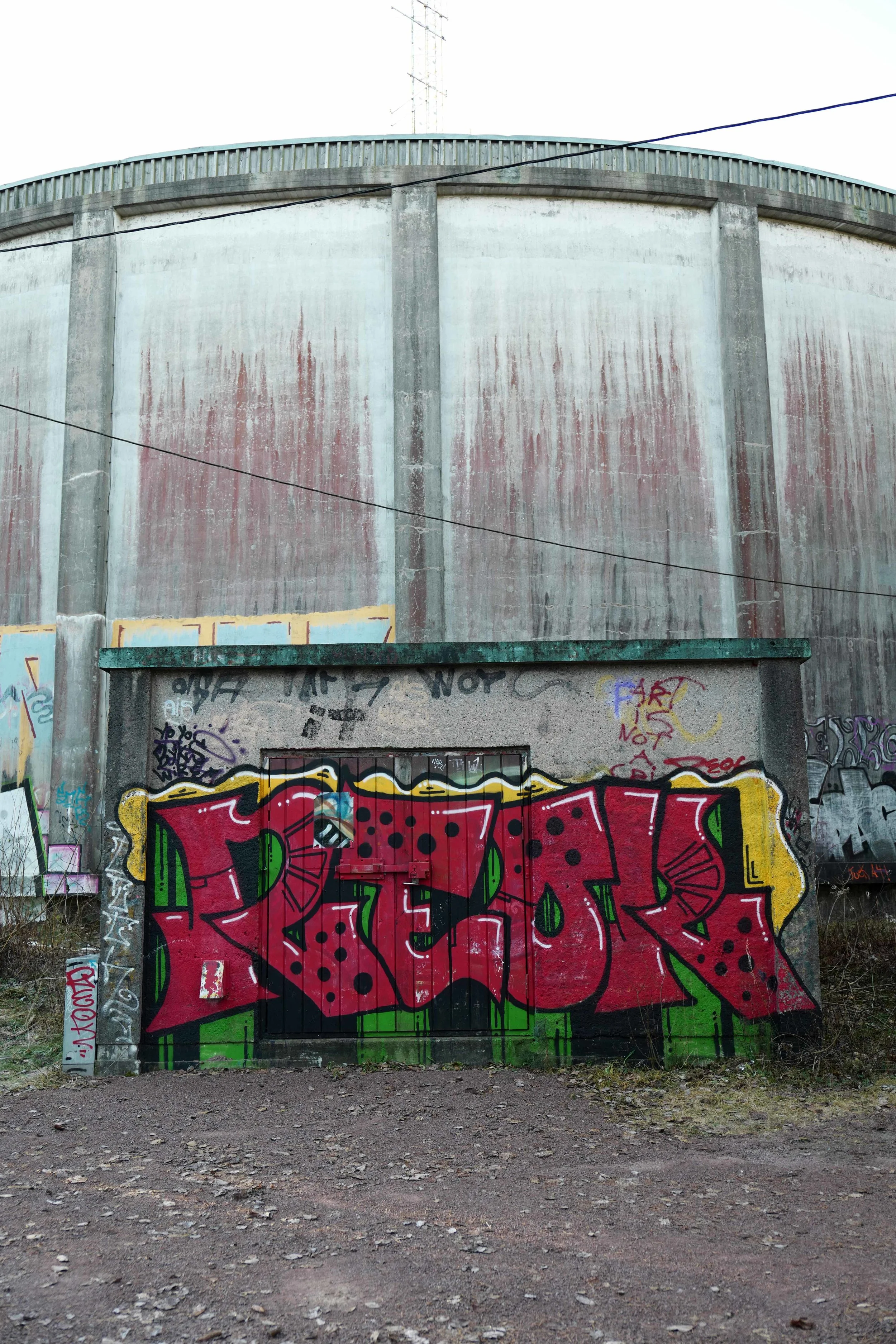 Grafitti Tbg 7 lavo 12.17.jpg