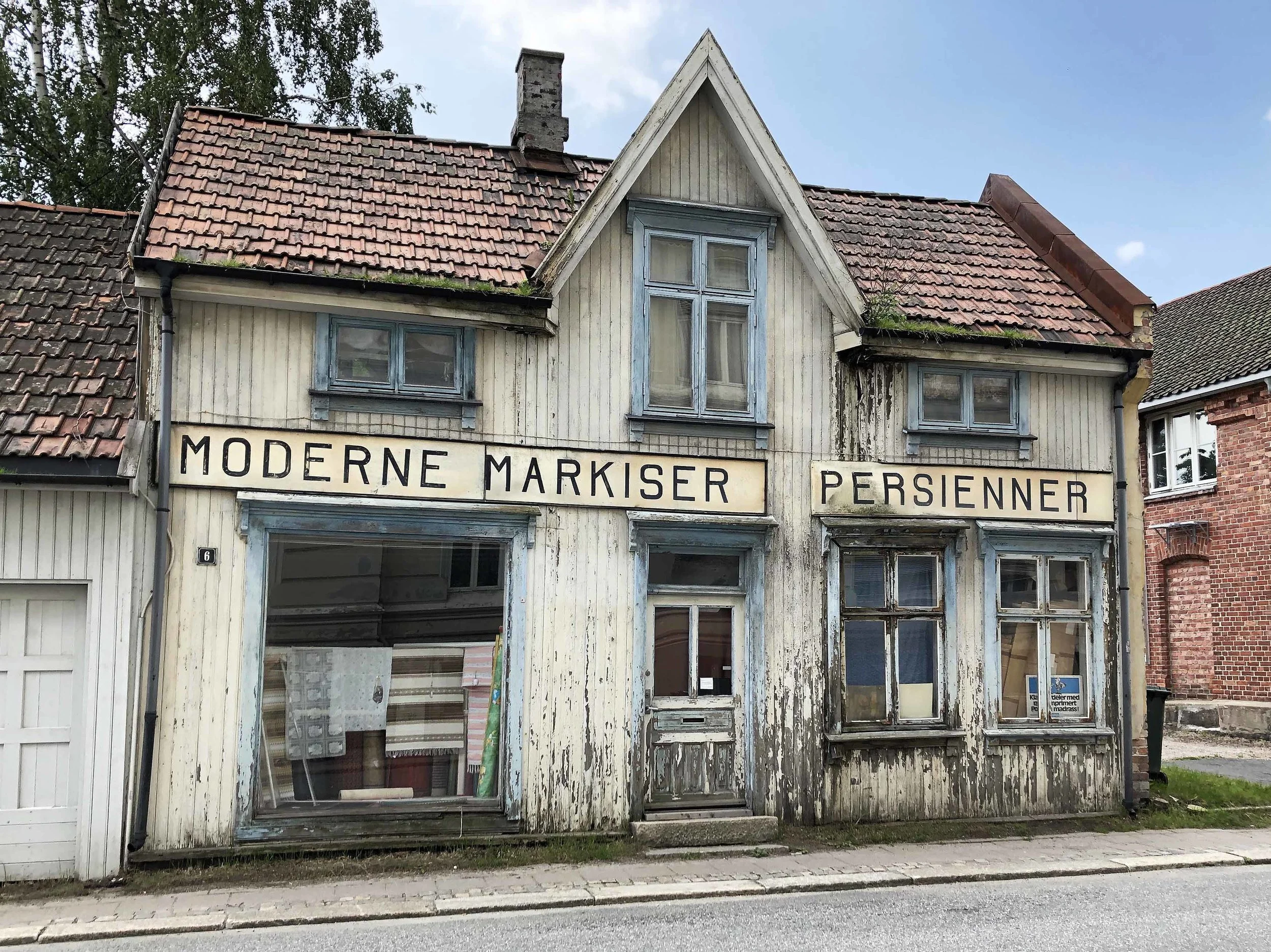 Moderne Markiser Halden front crp lavo 6.19.jpg
