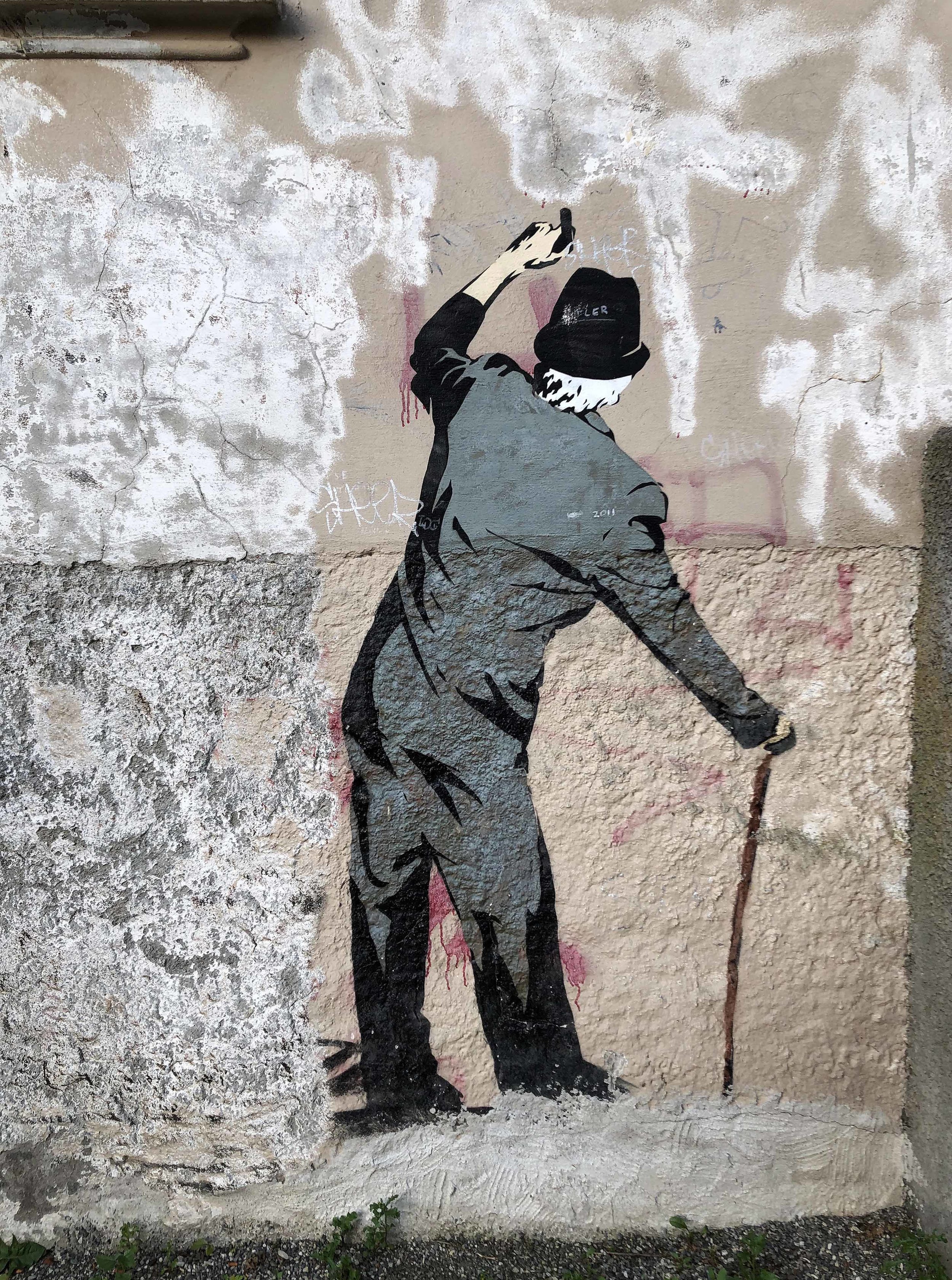 Grafitti Bakklandet Tr.heim lavo 7.19.jpg