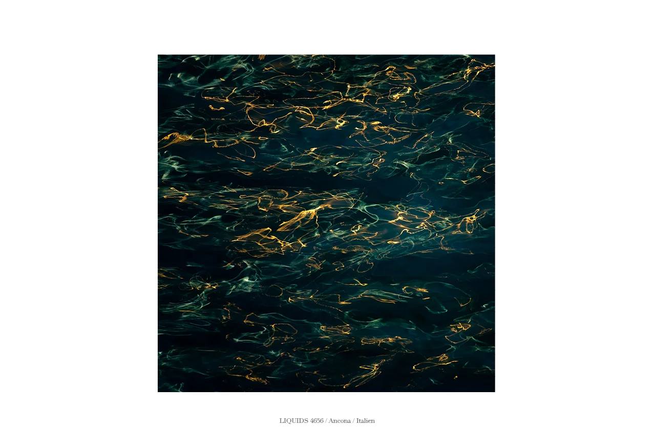 LIQUIDS_by_Ortwin_Klipp 89.jpg