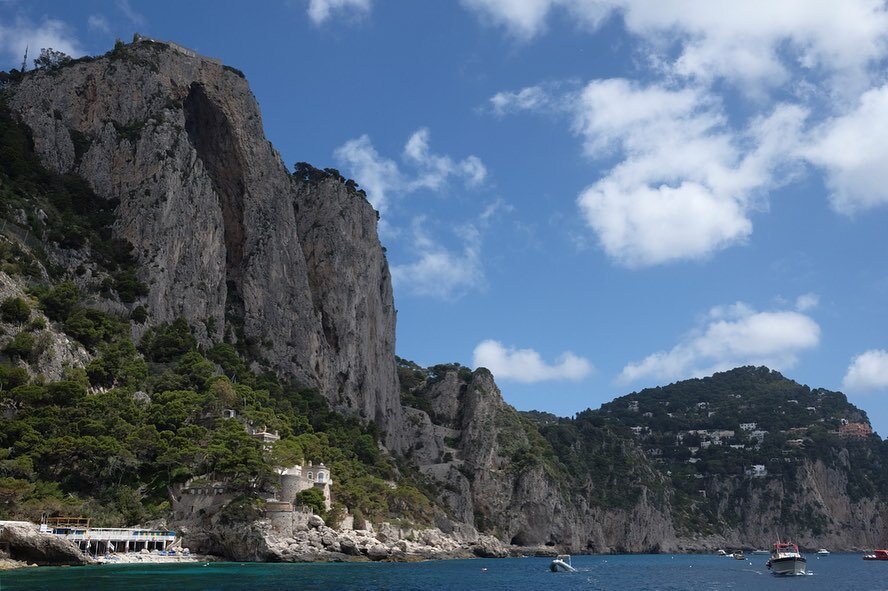 Appreciation post on how manmade structures blend into the natural landscape of Capri. Respectful, never disruptive. Feels like there&rsquo;s a metaphor somewhere in there 🤔