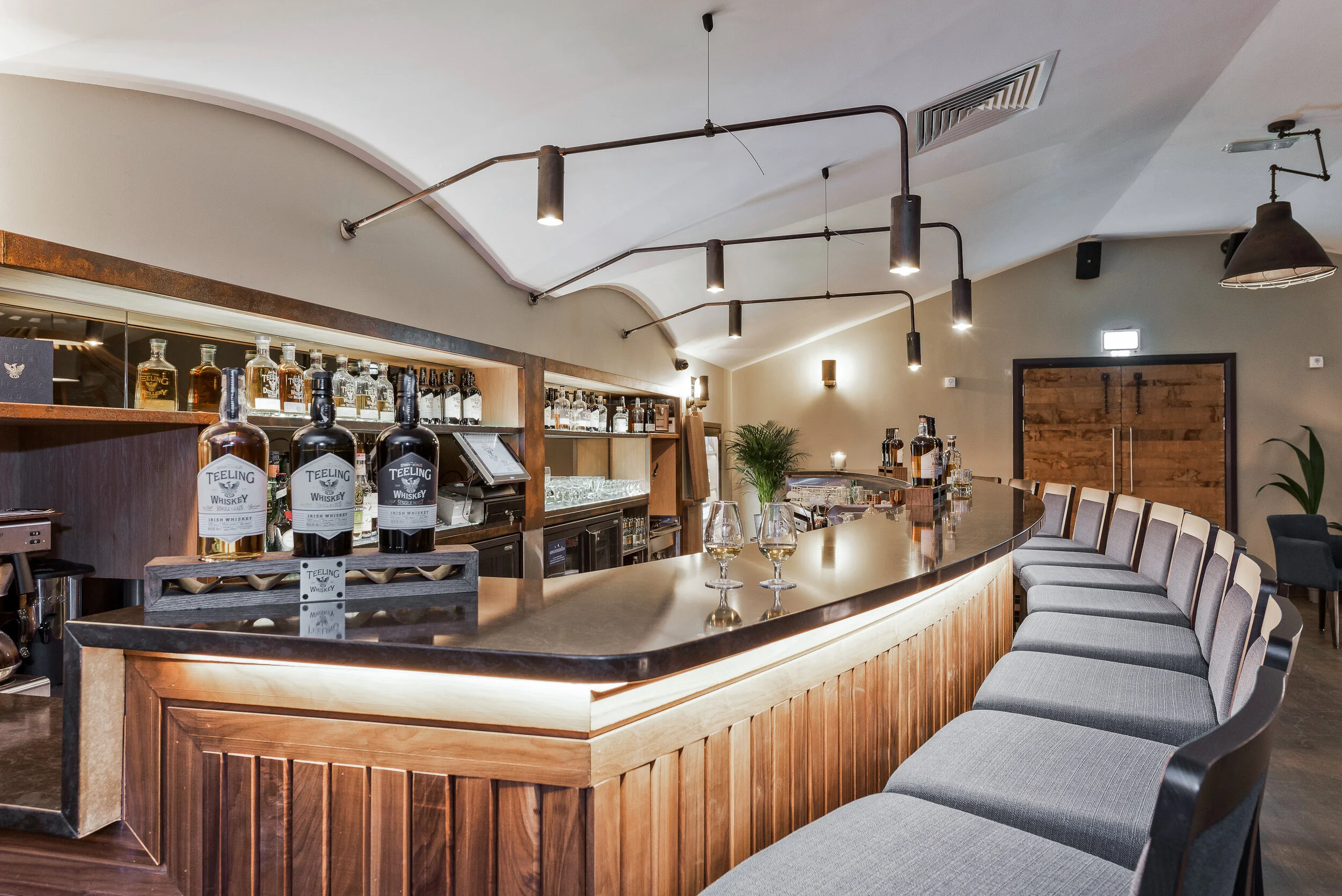 Teeling whiskey l (9).JPG