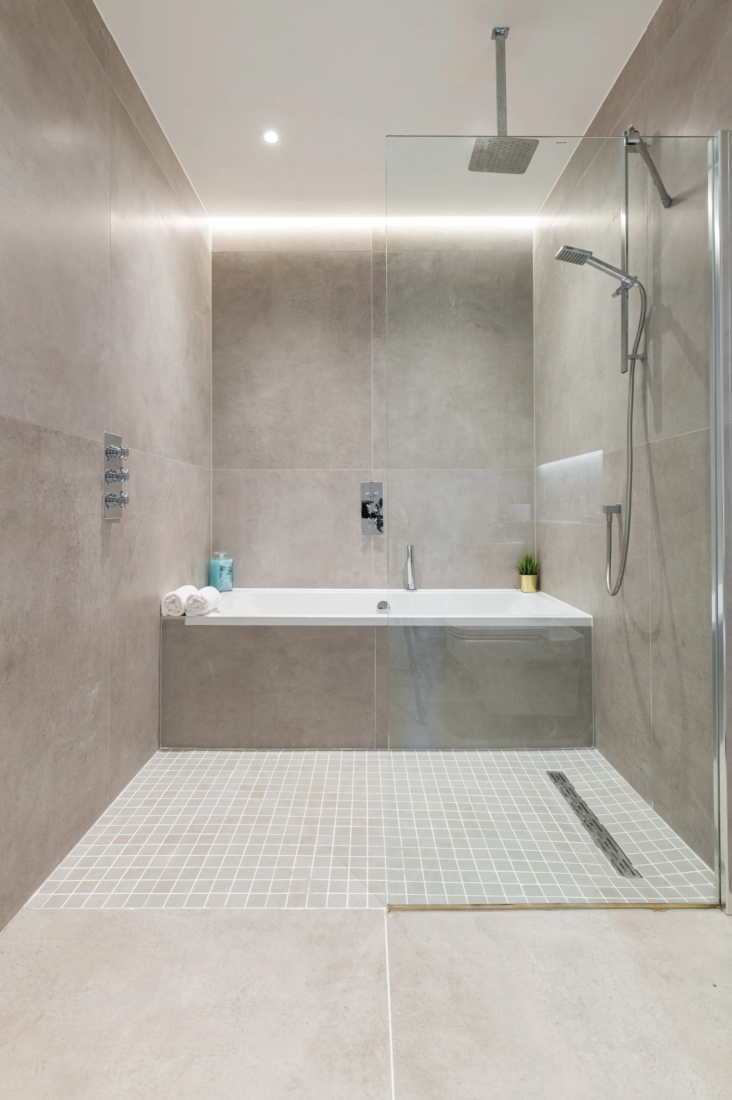 325 Opus Apartments_4.jpg