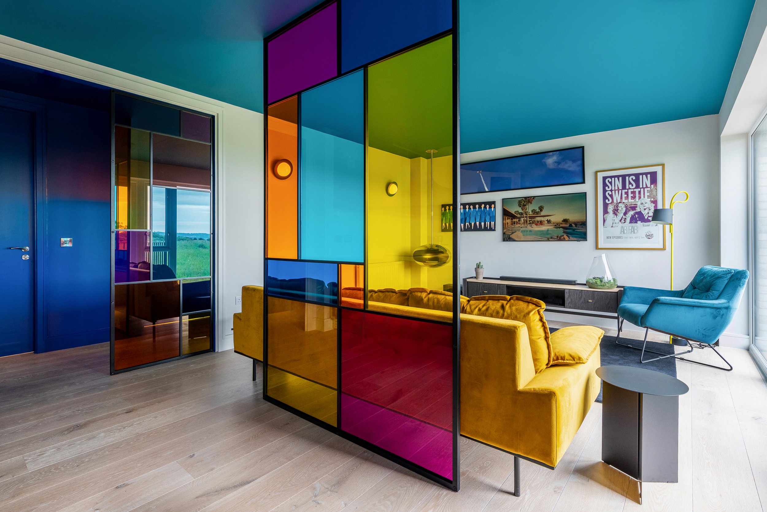 Malahide Kaleidoscope Apartment \ IN SPACE