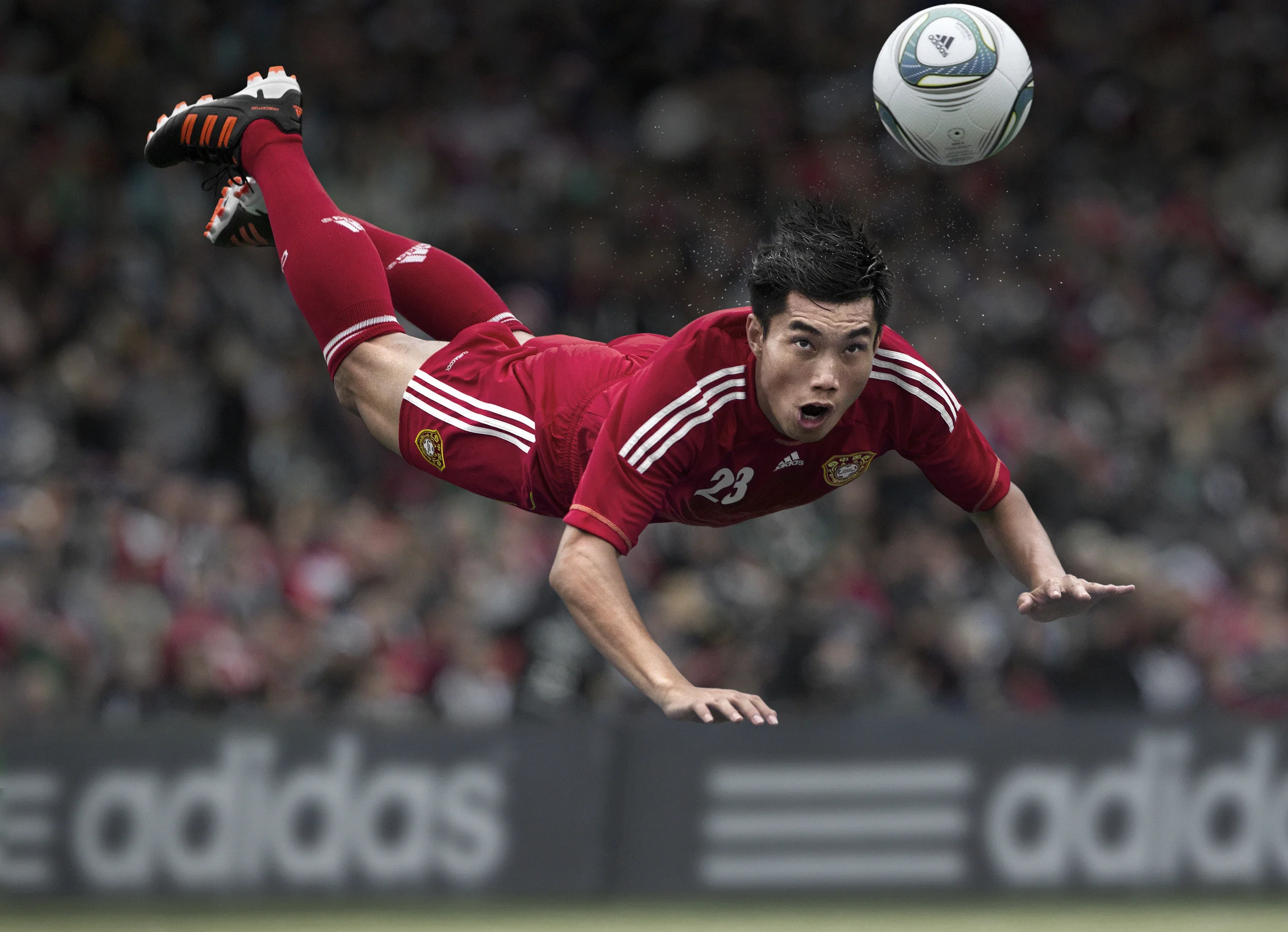adidas_football 1842+_1105.jpg