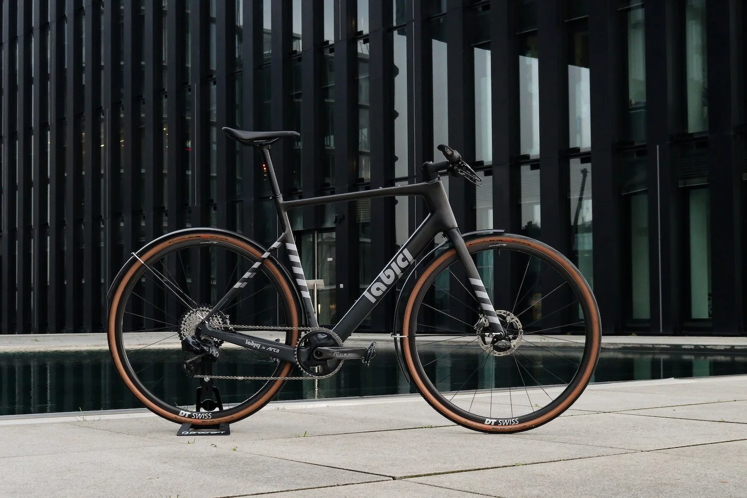La Bici Carbon Trekkingrad leicht.jpg
