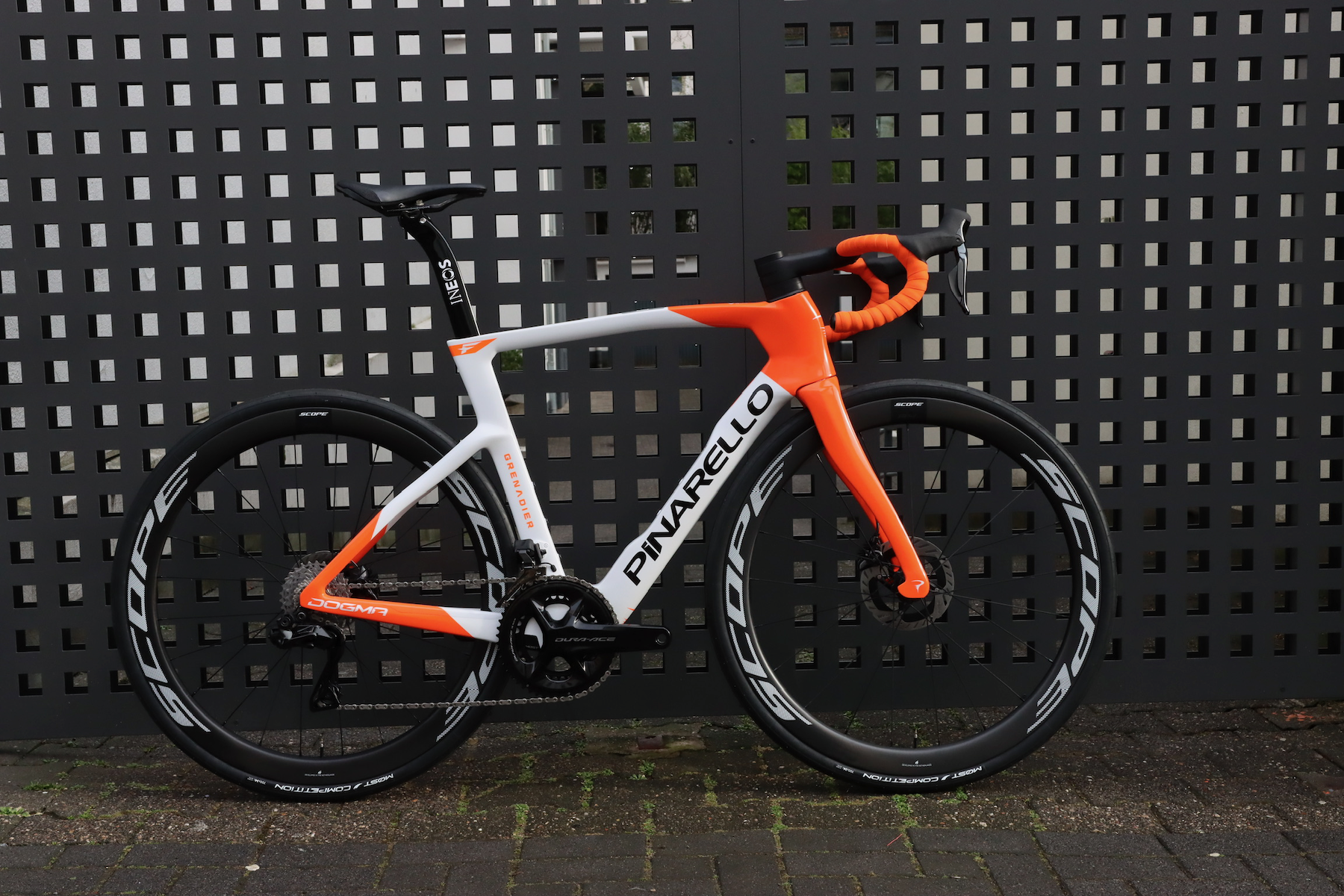 Pinarello Dogma Team Ineos Dura Ace Scope.png