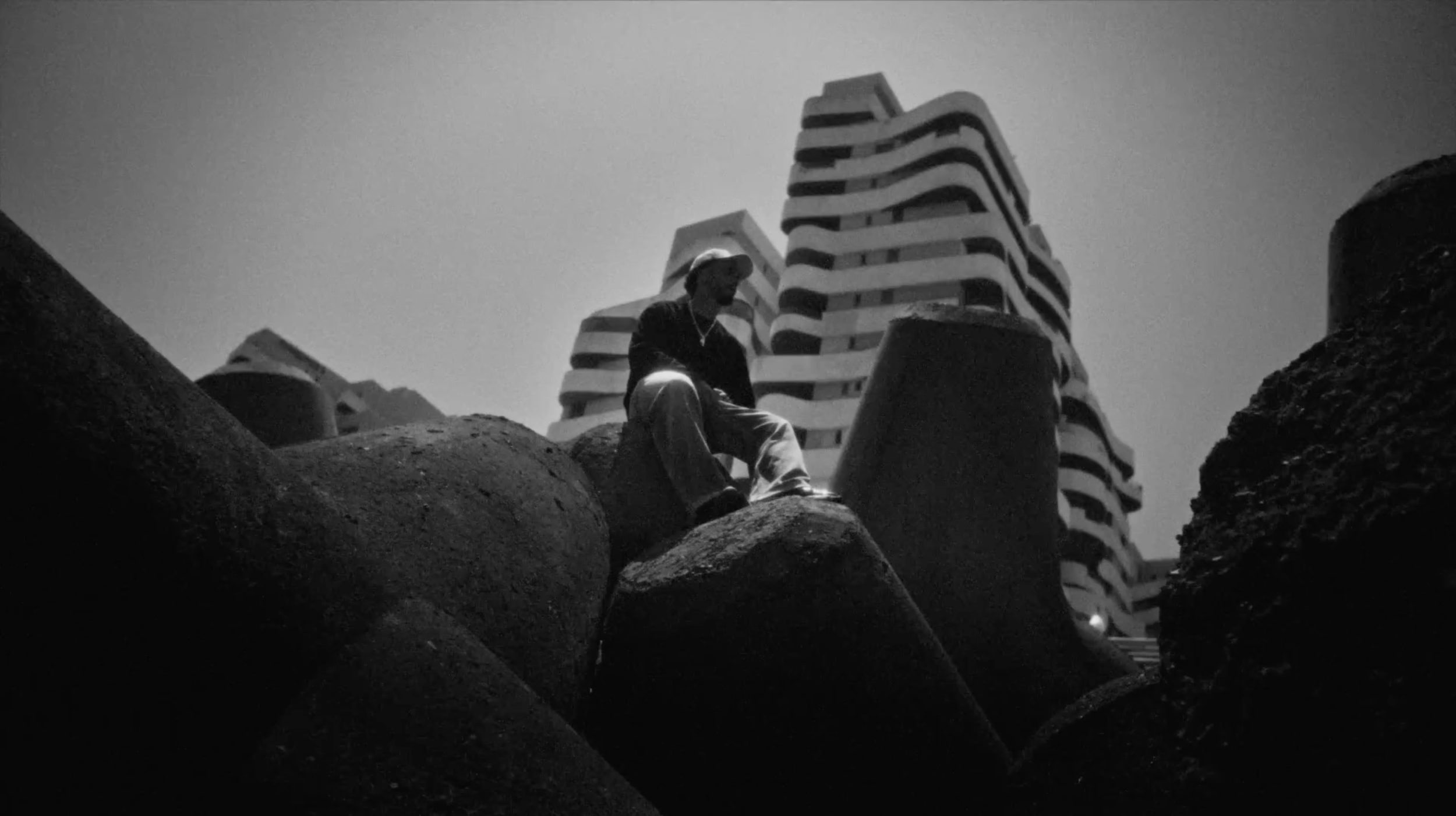 Tawsen - Nsayni, ft. Maestro