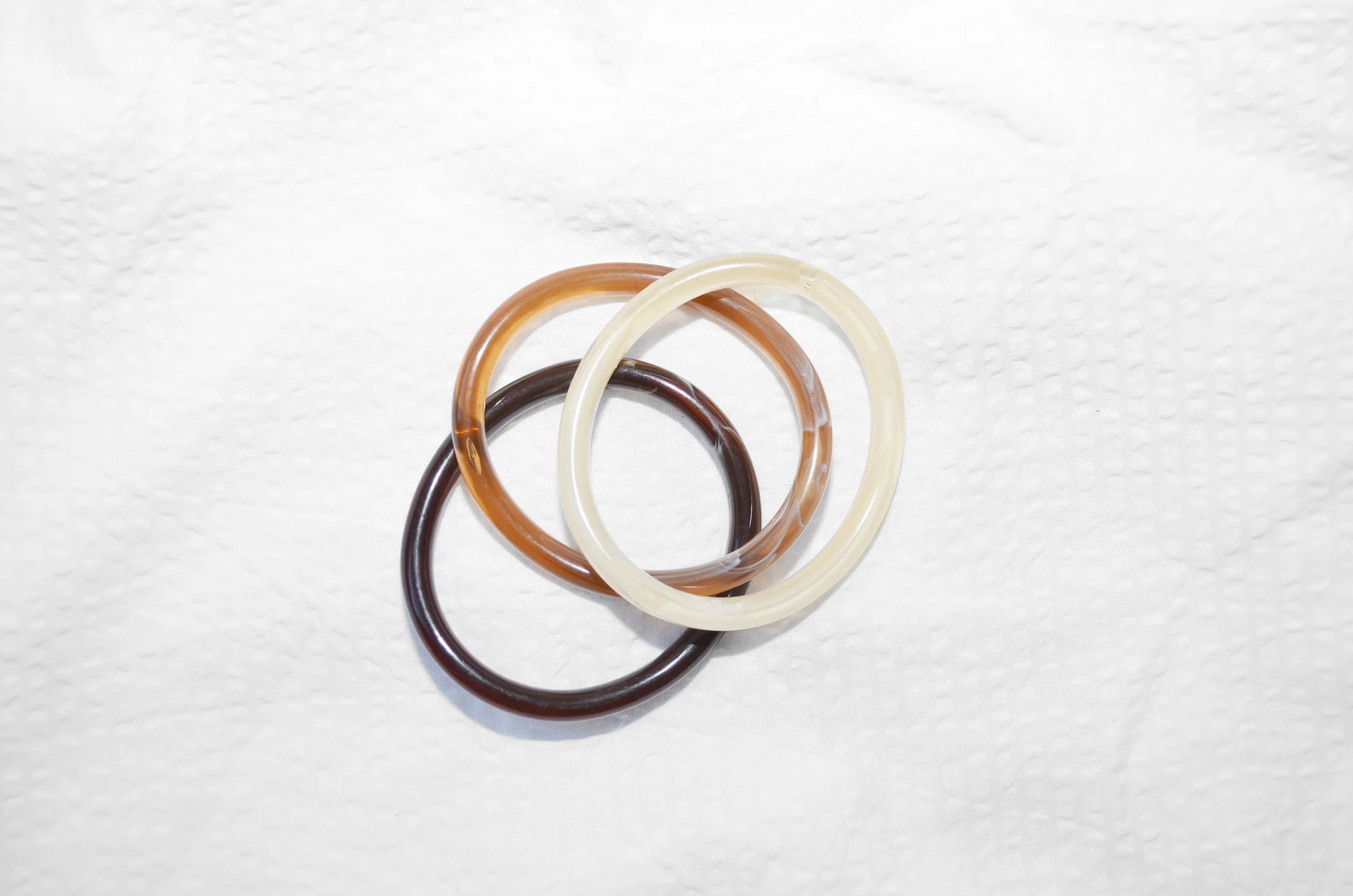 VINTAGE | Neutral Resin Bangles (set of 3) 