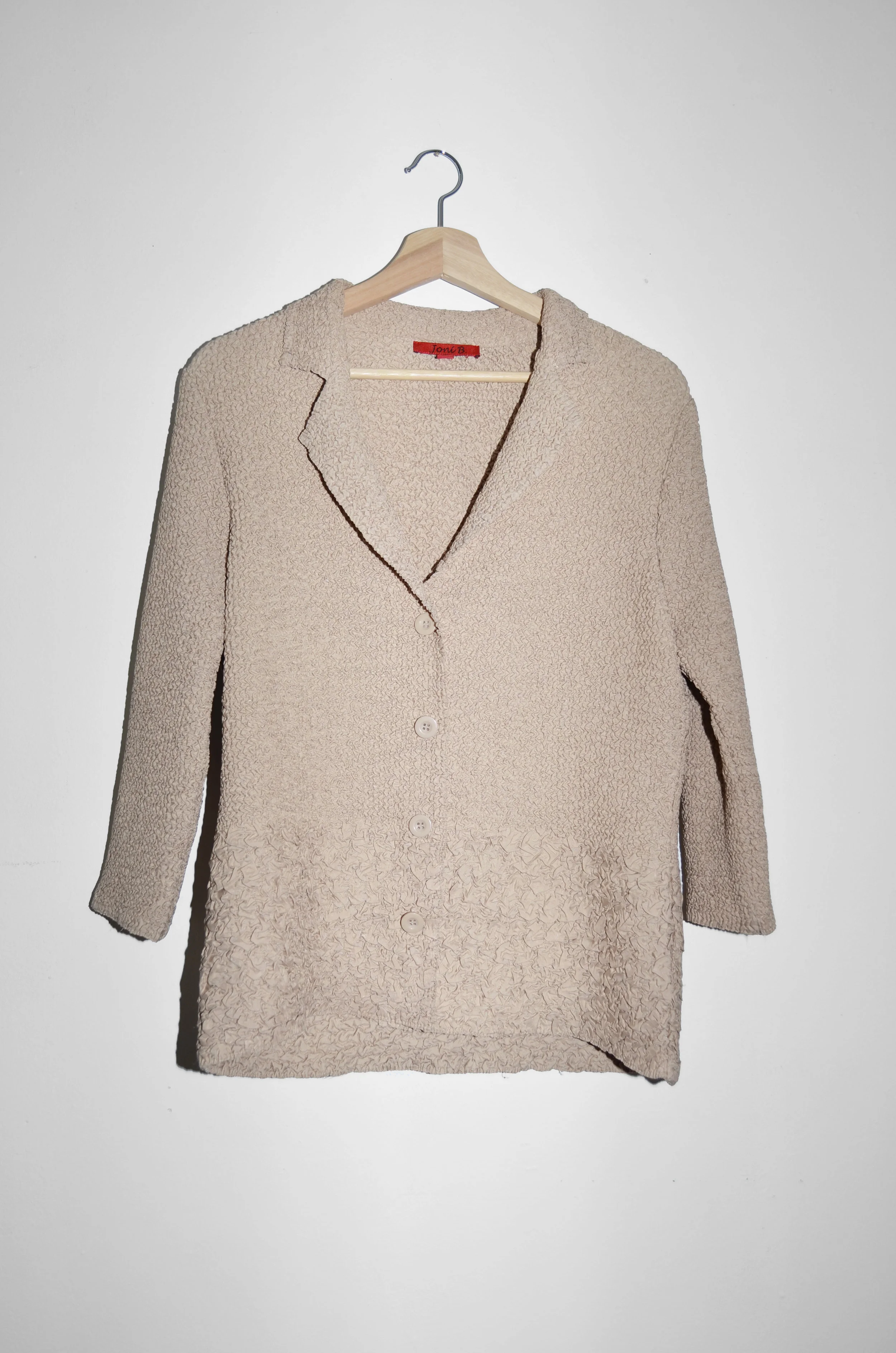 VINTAGE | TAN SCRUNCH BUTTON UP