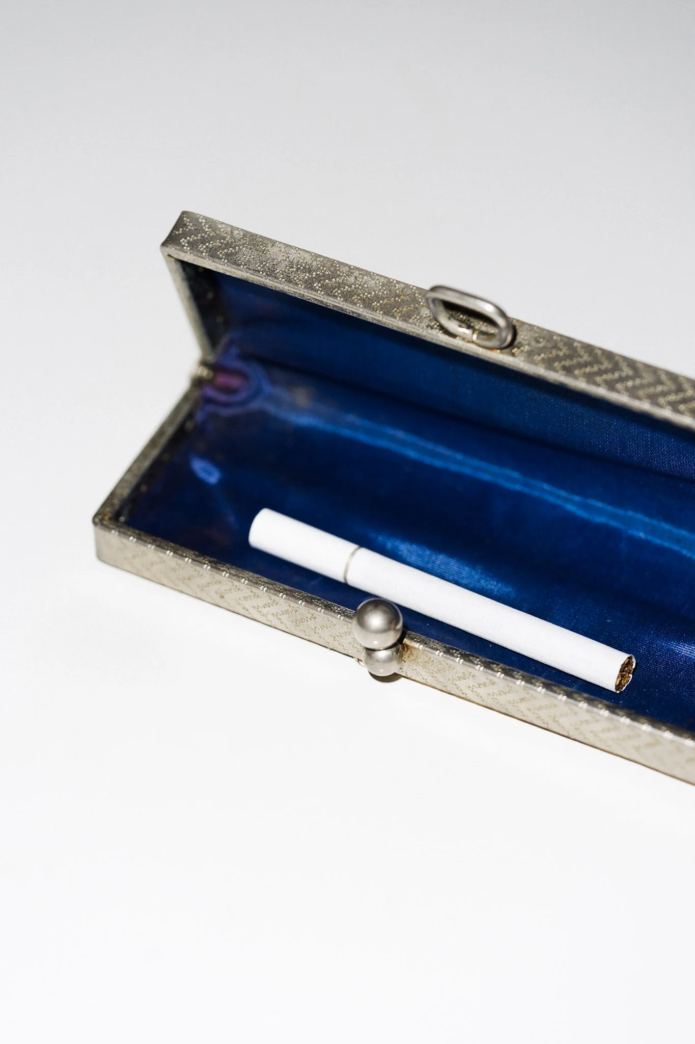 ciggarette case1.jpg